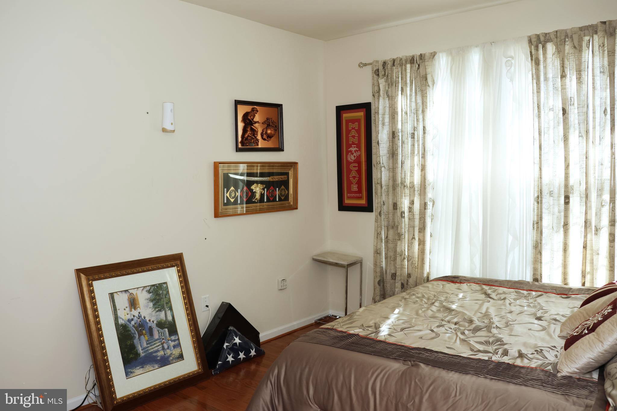 THE VILLAGE OF WASHINGTON TRAIL - Residential