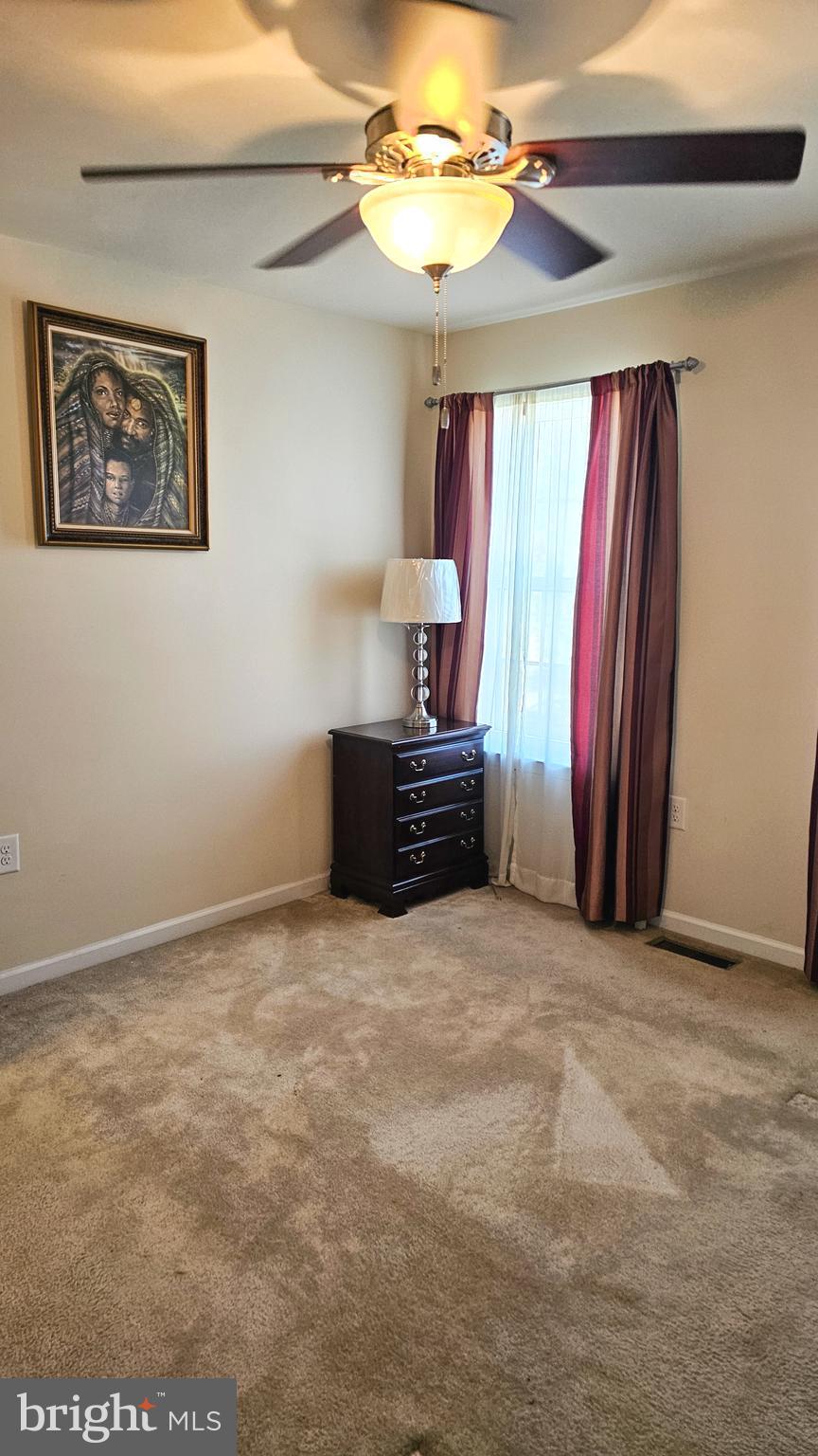 THE VILLAGE OF WASHINGTON TRAIL - Residential