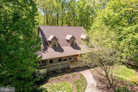 331 LAUREL DRIVE YORK PA 17406
