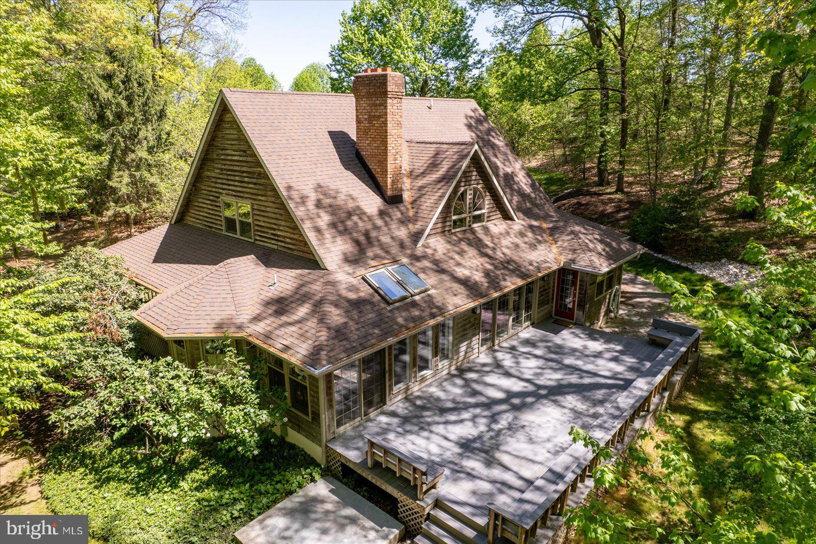 331 LAUREL DRIVE