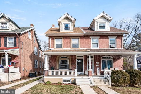 Photo of 139 Walnut Street, MONT CLARE, PA 19453 (MLS # PAMC2164854)