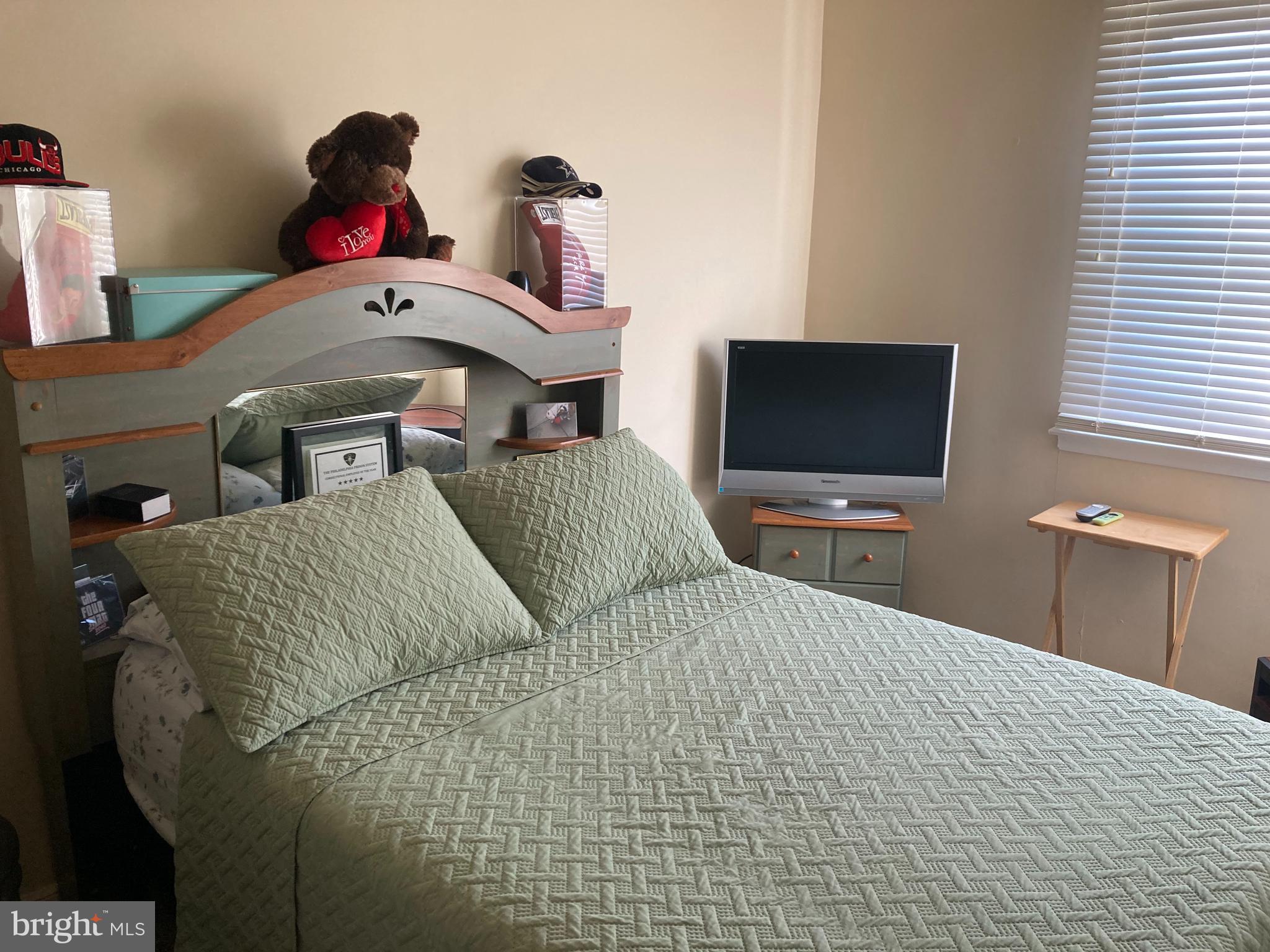 MAYFAIR (WEST) - Residential