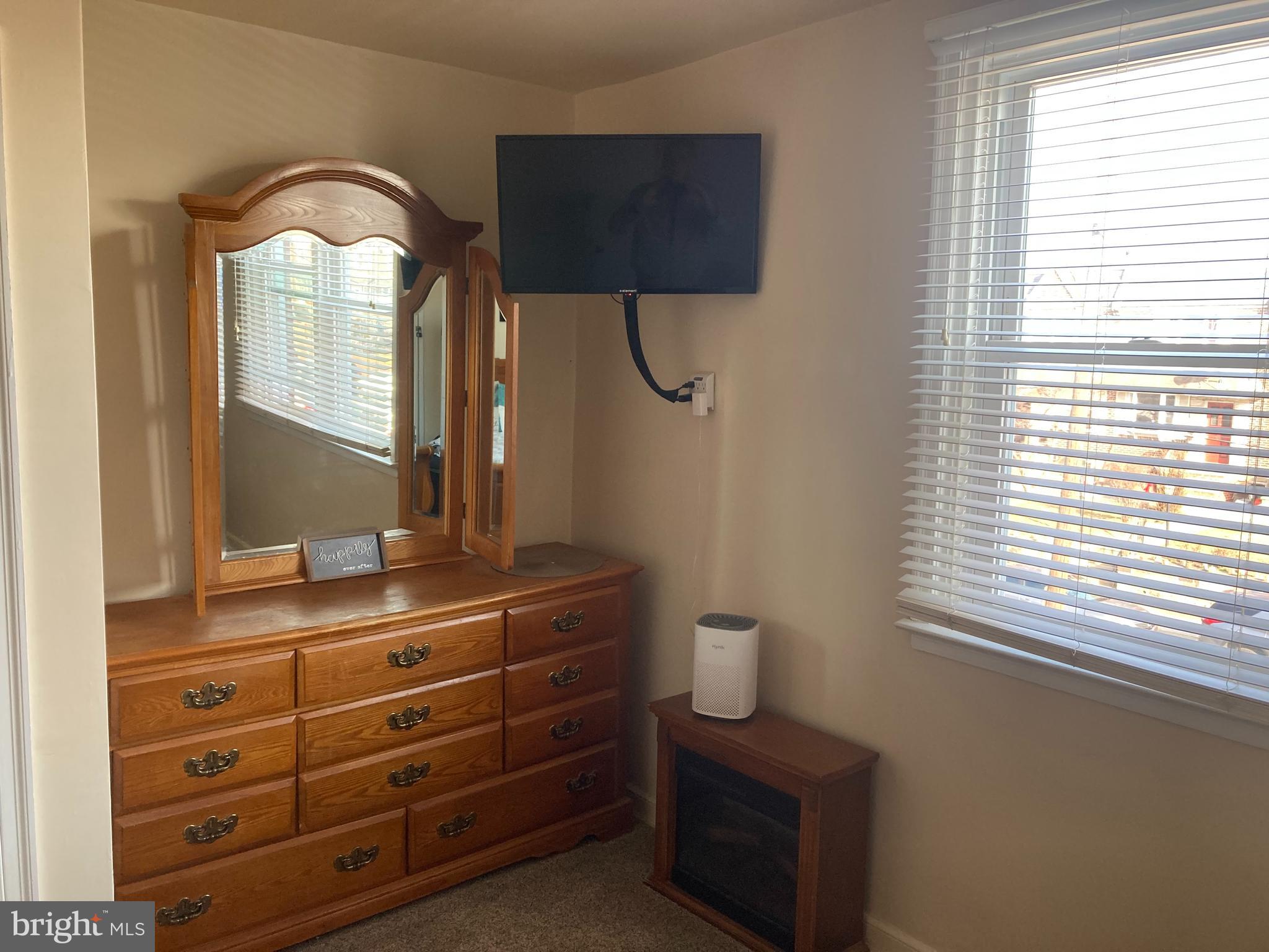 MAYFAIR (WEST) - Residential