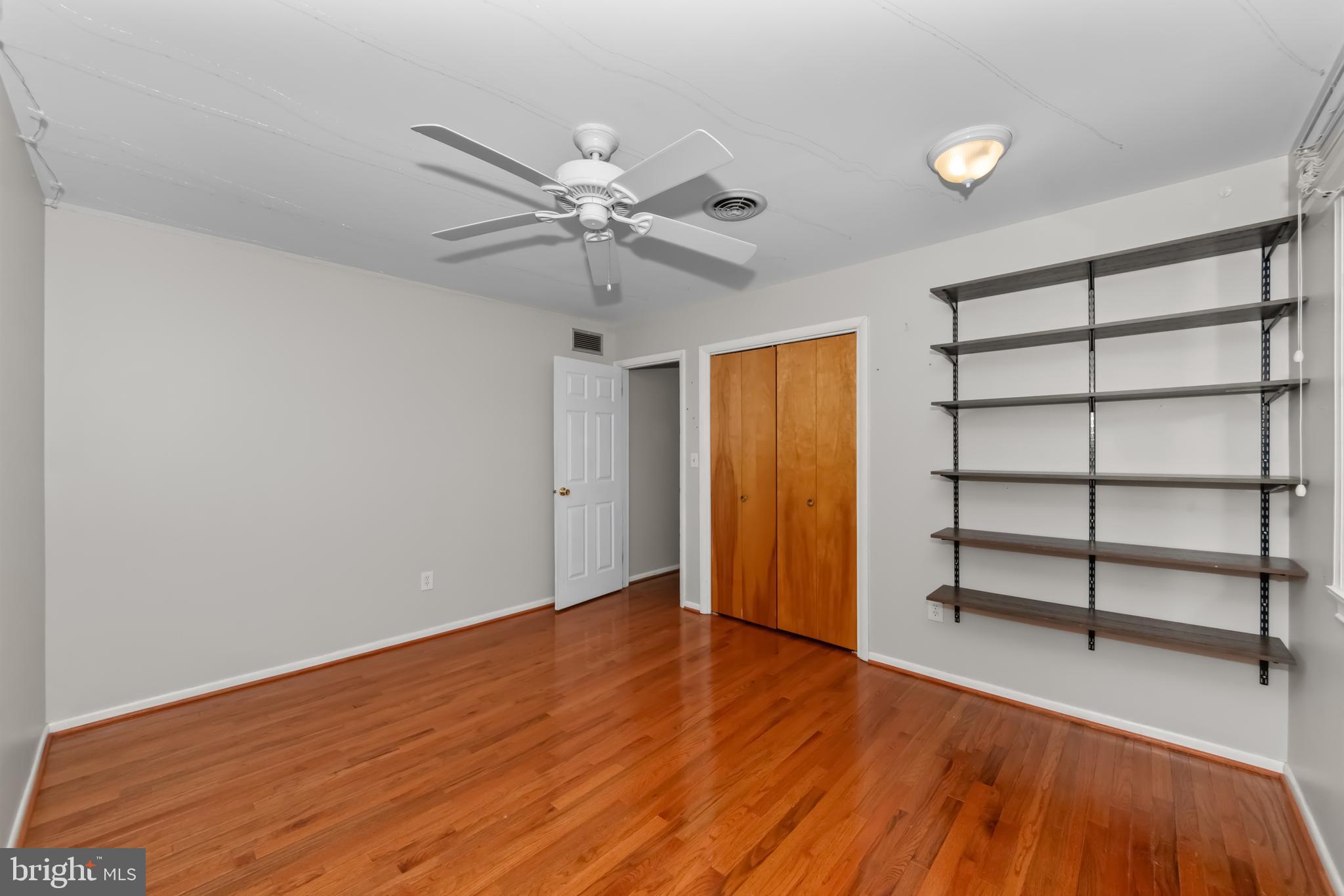 MOUNT HEBRON - Residential