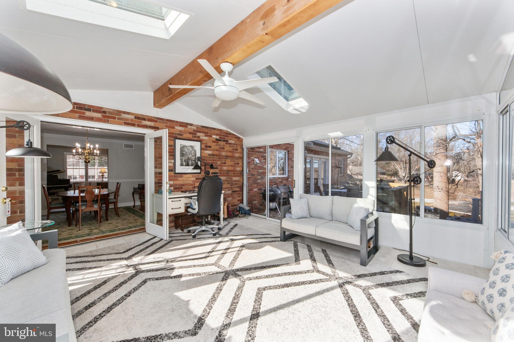 MOUNT HEBRON - Residential