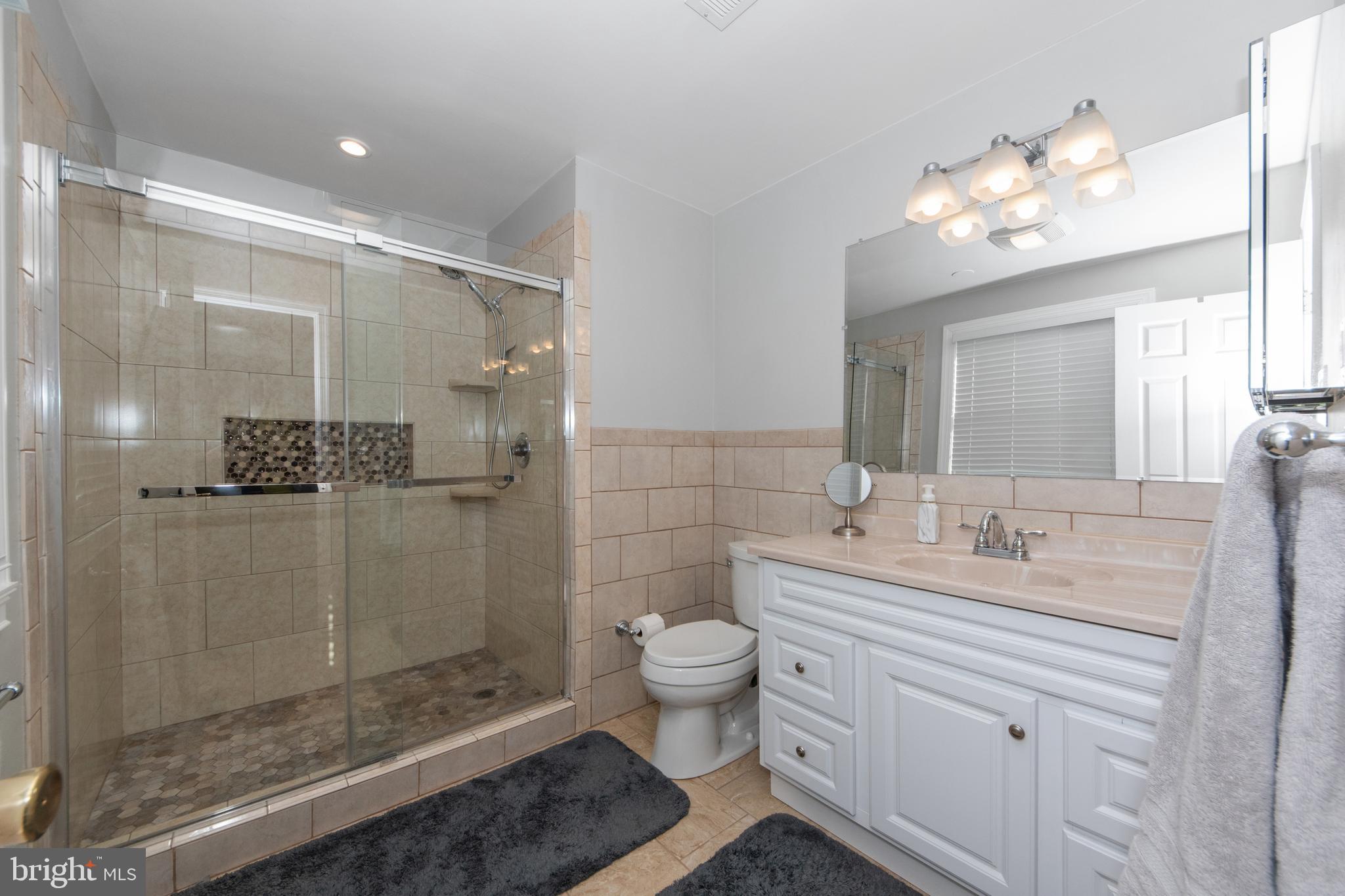 MOUNT HEBRON - Residential