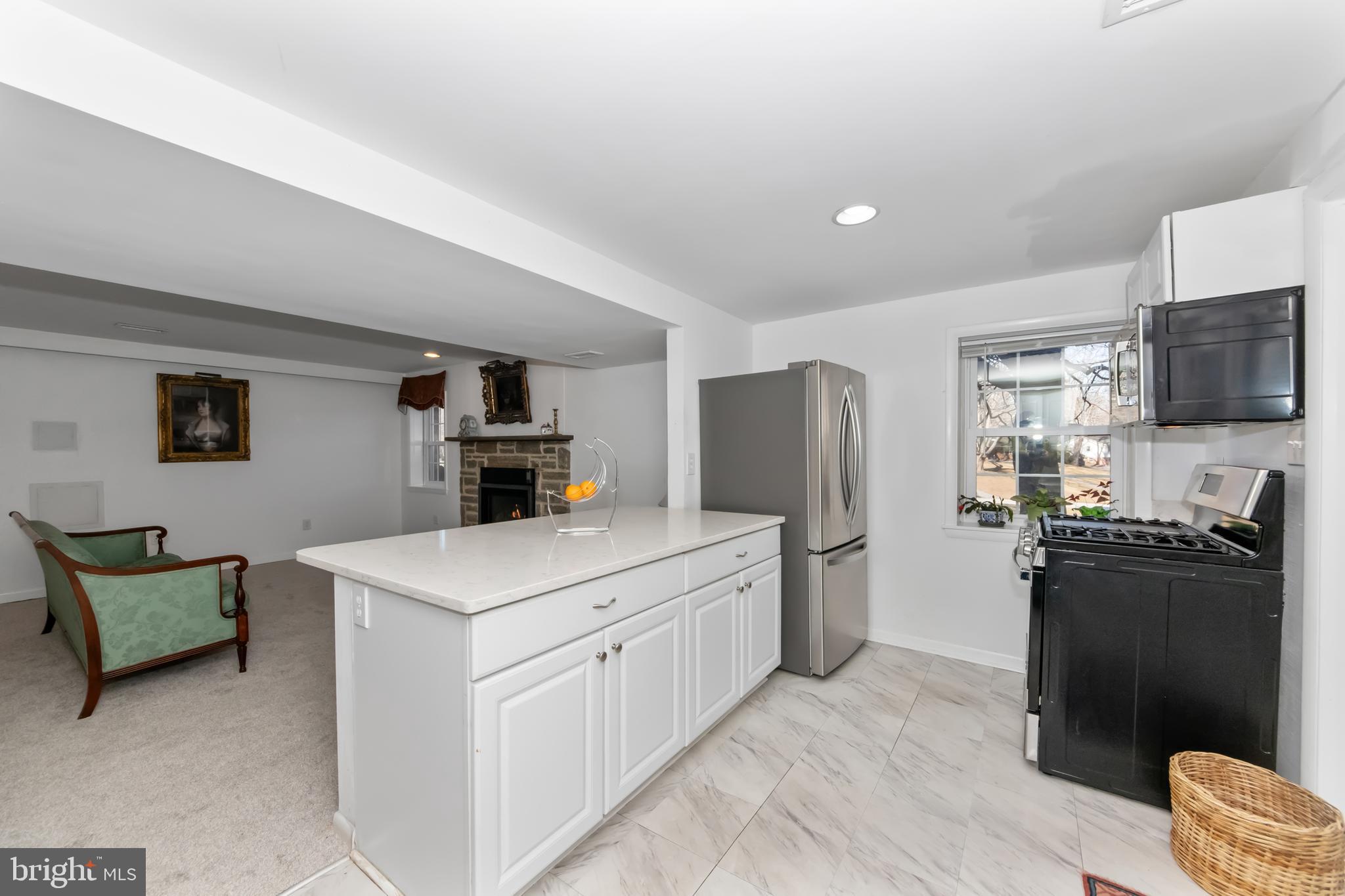 MOUNT HEBRON - Residential