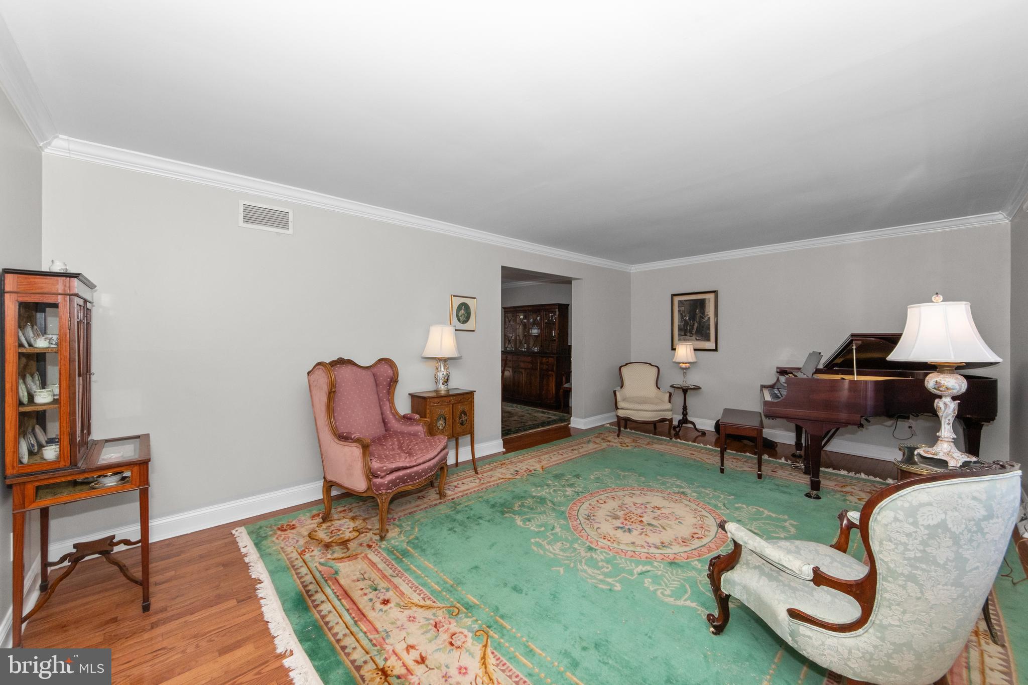 MOUNT HEBRON - Residential