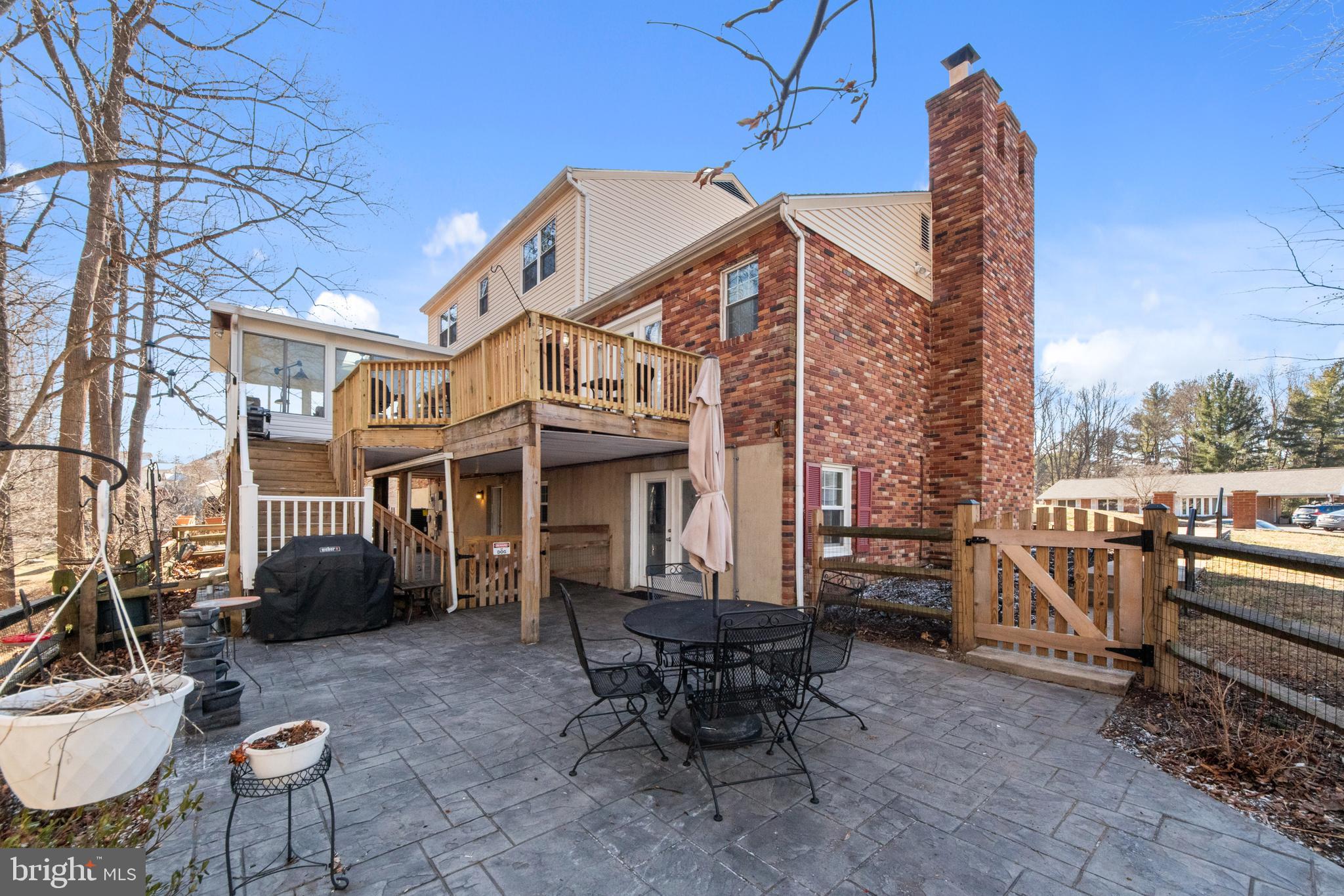 MOUNT HEBRON - Residential