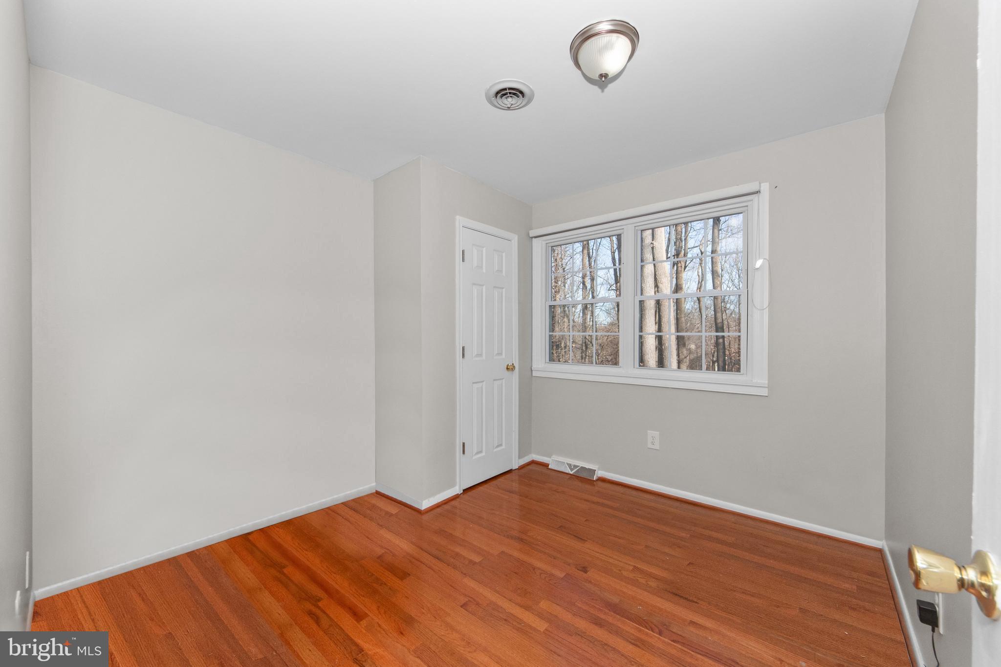 MOUNT HEBRON - Residential