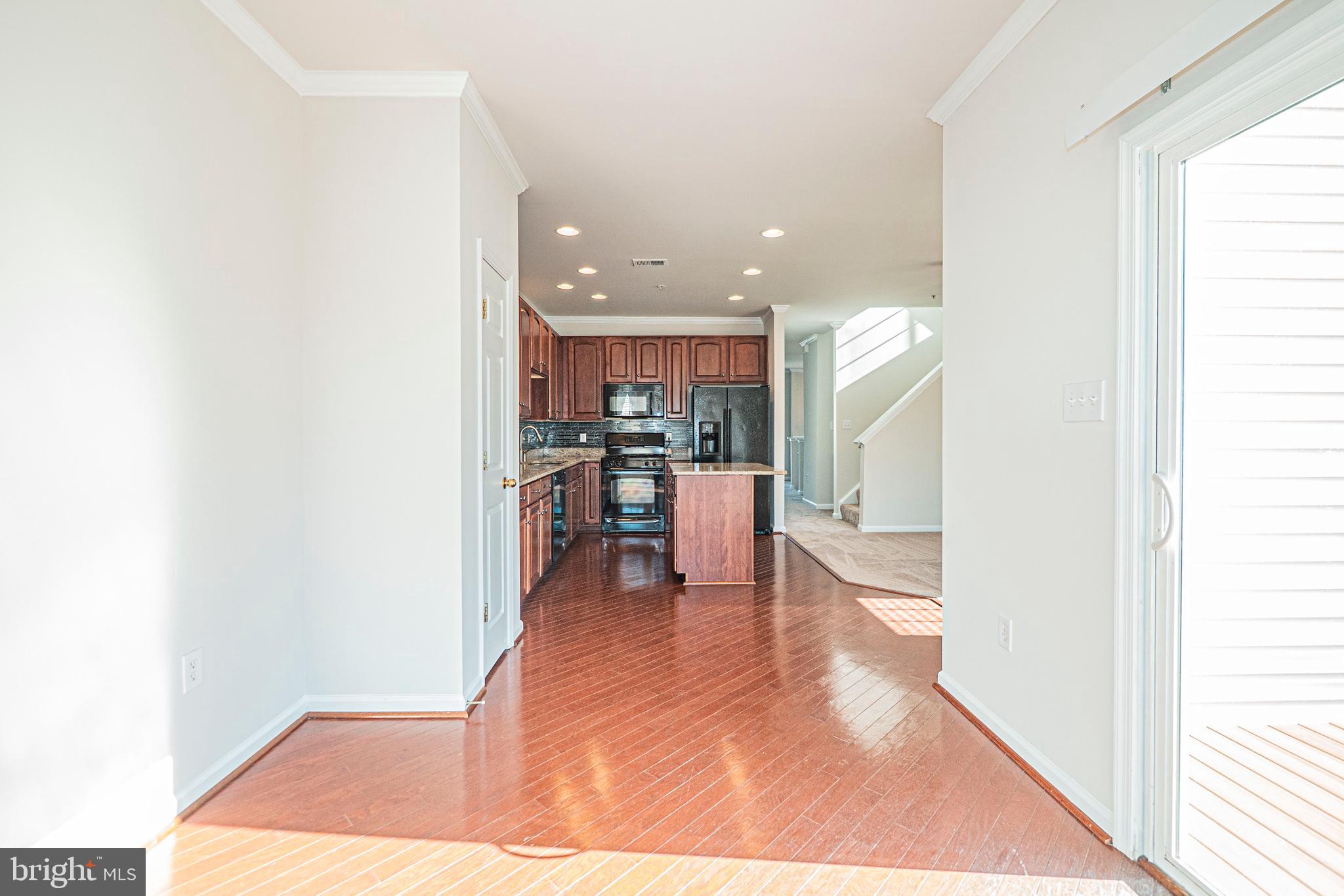 WESTBURY PUB - Residential