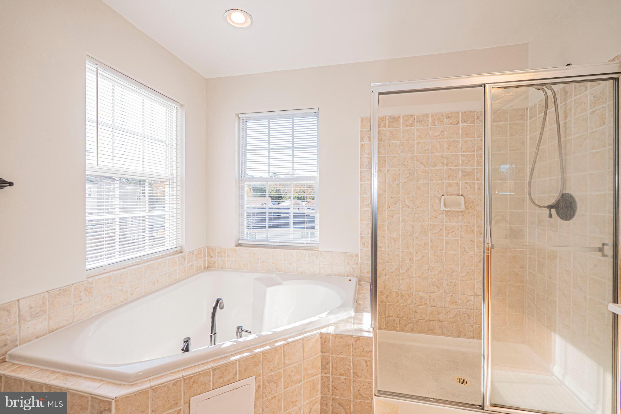 WESTBURY PUB - Residential