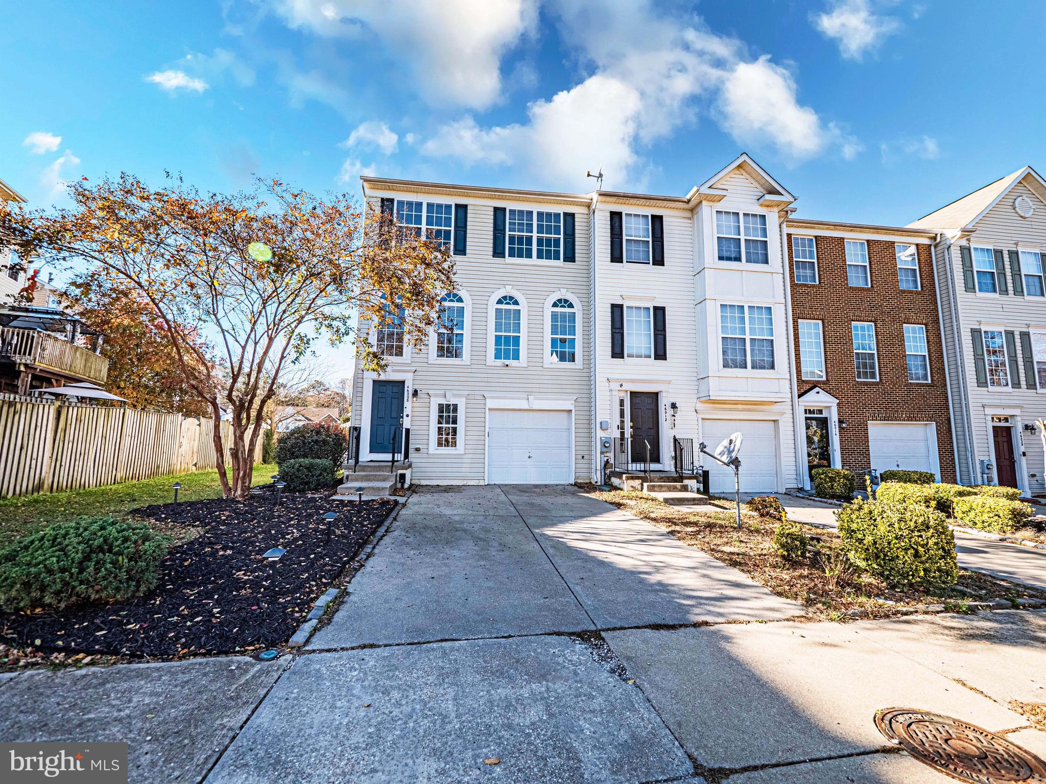 WESTBURY PUB - Residential