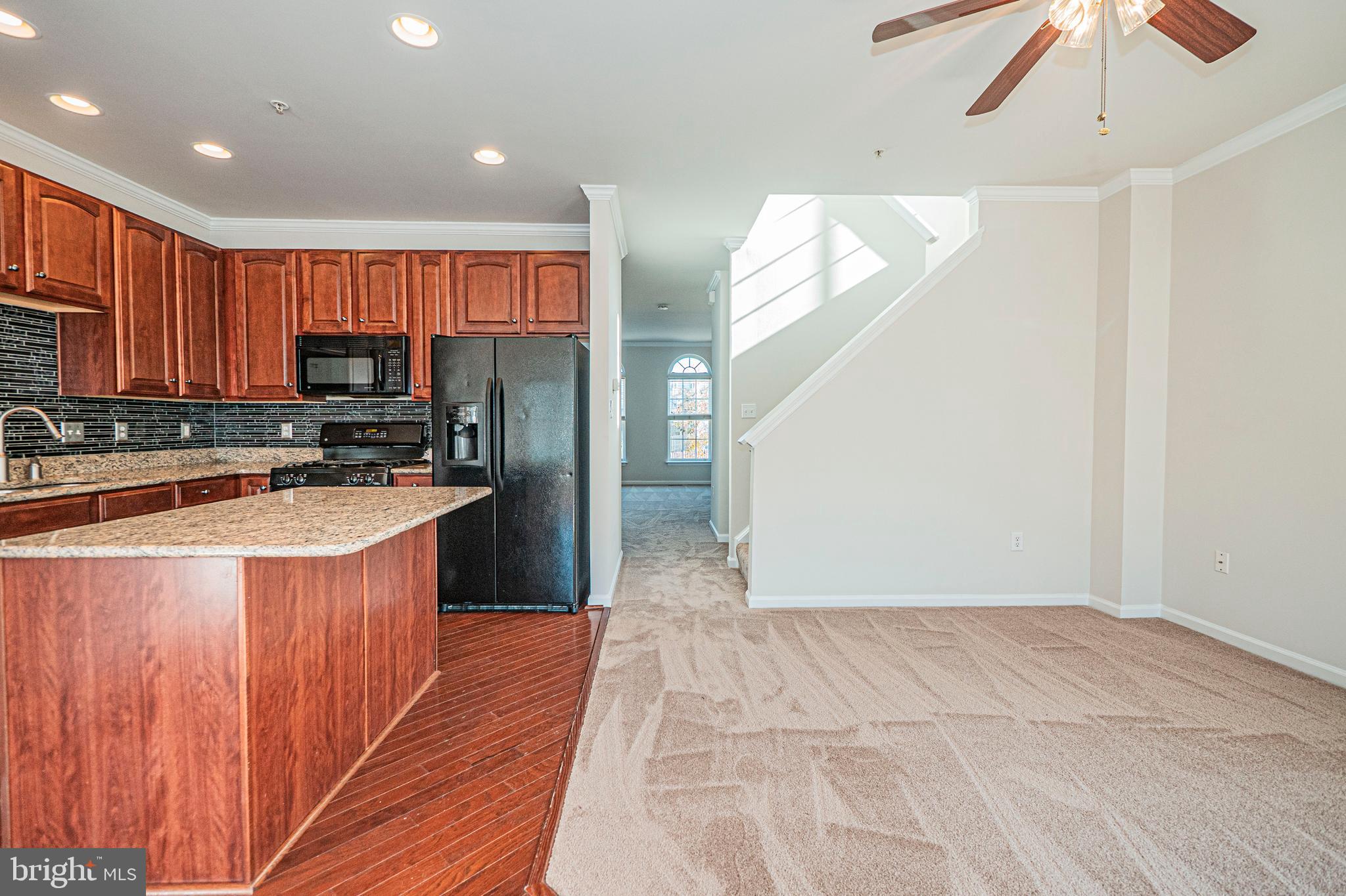 WESTBURY PUB - Residential