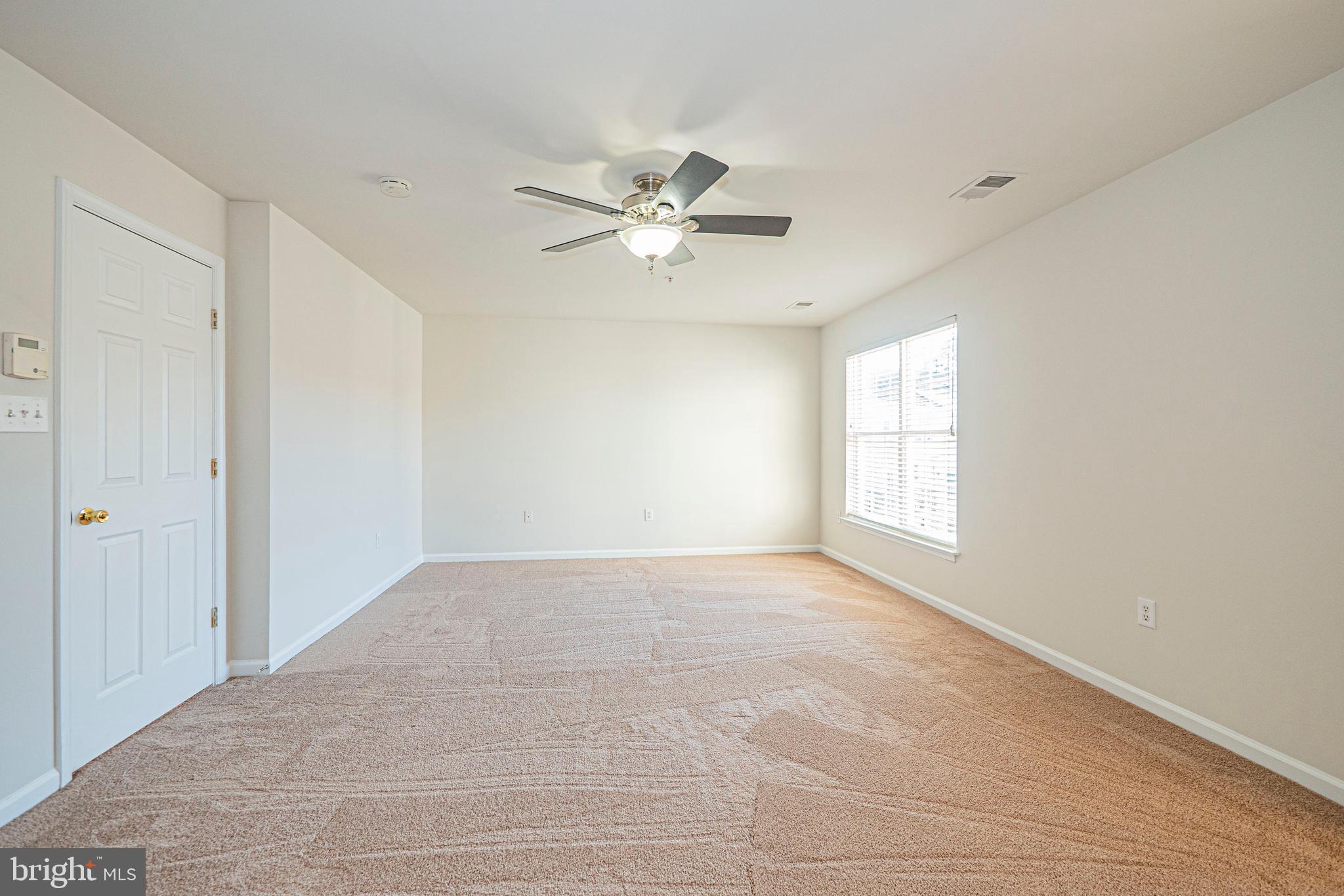 WESTBURY PUB - Residential