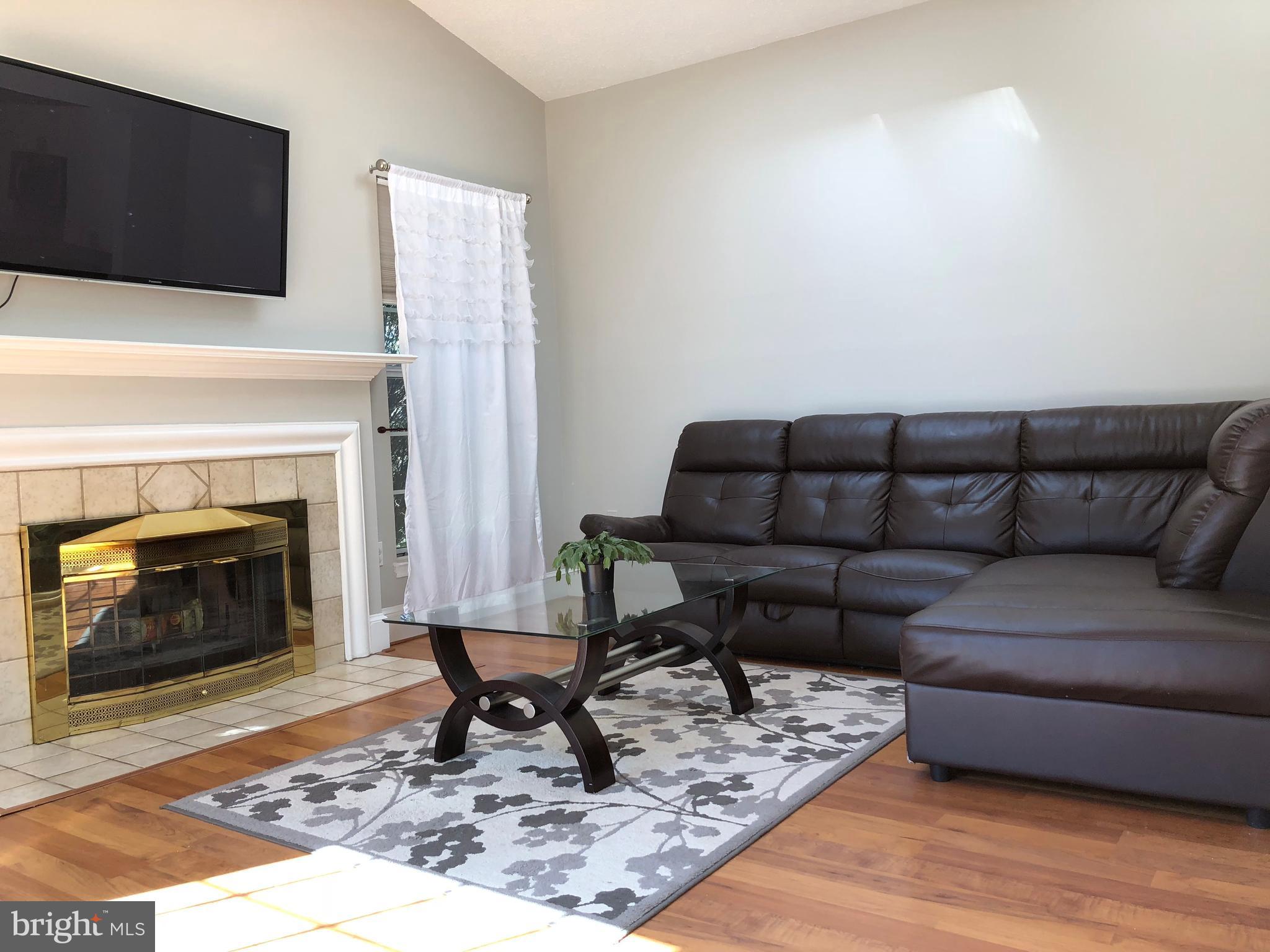 OAKENSHAW - Residential