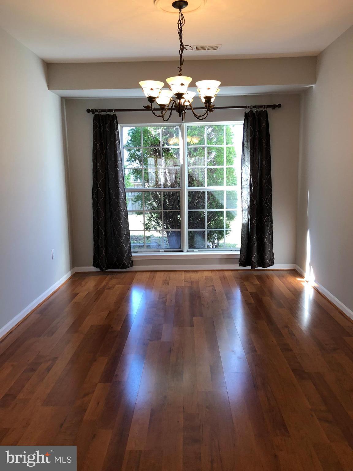 OAKENSHAW - Residential