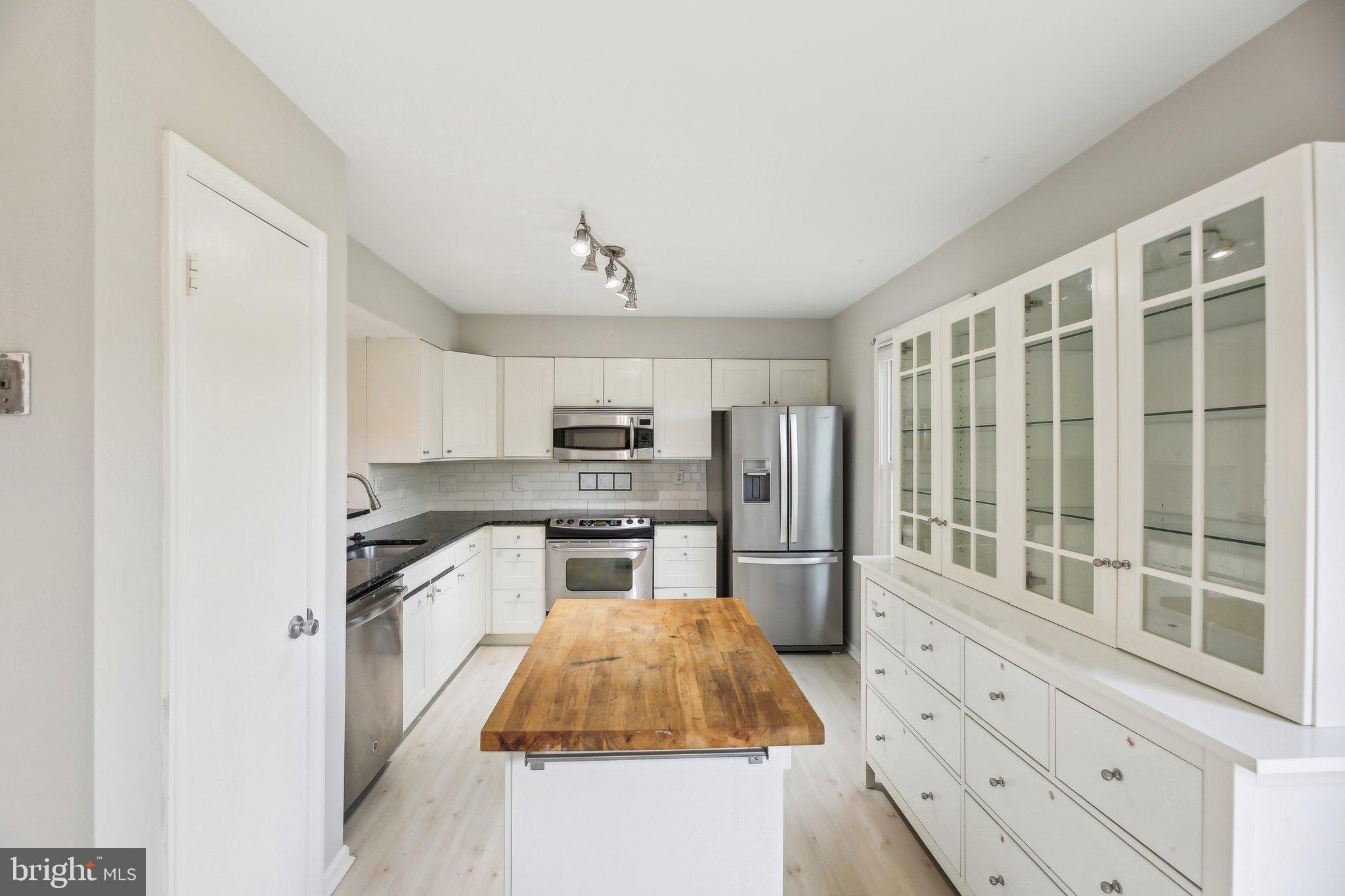 DORSEY HALL - Residential