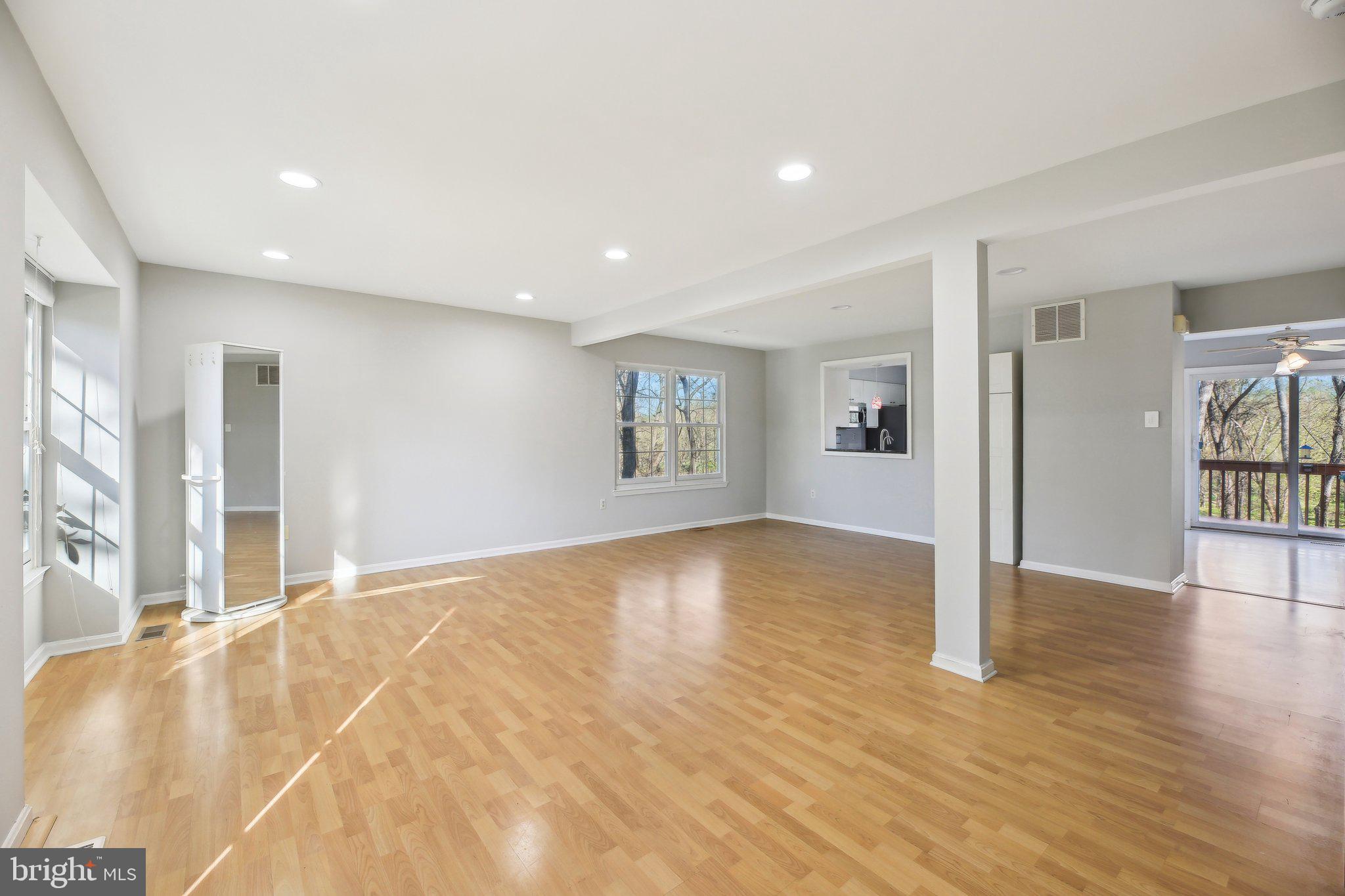 DORSEY HALL - Residential