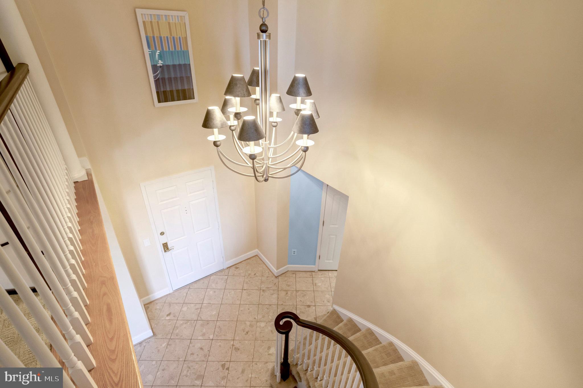 THE WILLIAMSBURG - Residential