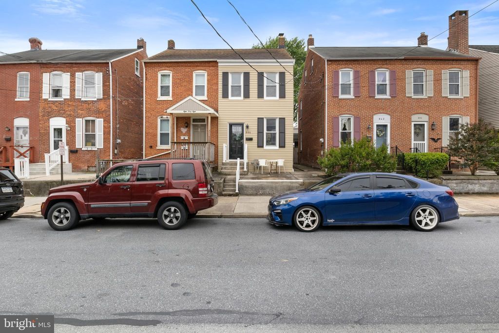 Photo of 846 Blunston Street, COLUMBIA, PA 17512 (MLS # PALA2070246)