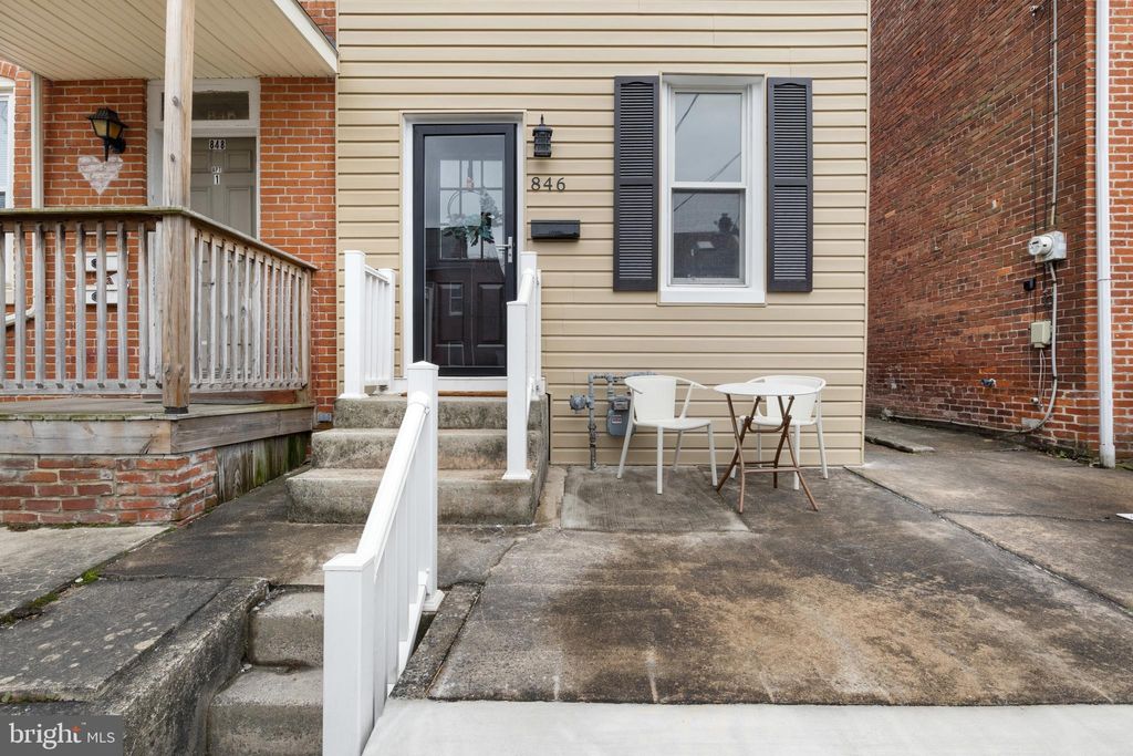 Photo of 846 Blunston Street, COLUMBIA, PA 17512 (MLS # PALA2070246)