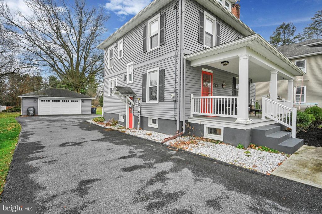 Photo of 50 DELP RD, LANCASTER, PA 17601 (MLS # PALA2028668)
