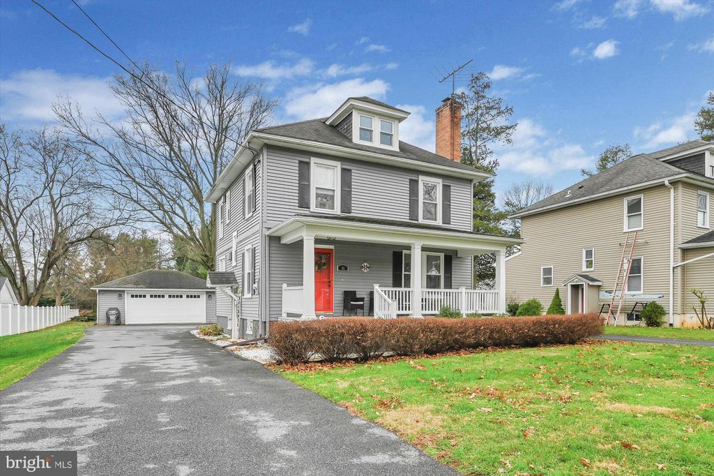 Photo of 50 DELP RD, LANCASTER, PA 17601 (MLS # PALA2028668)