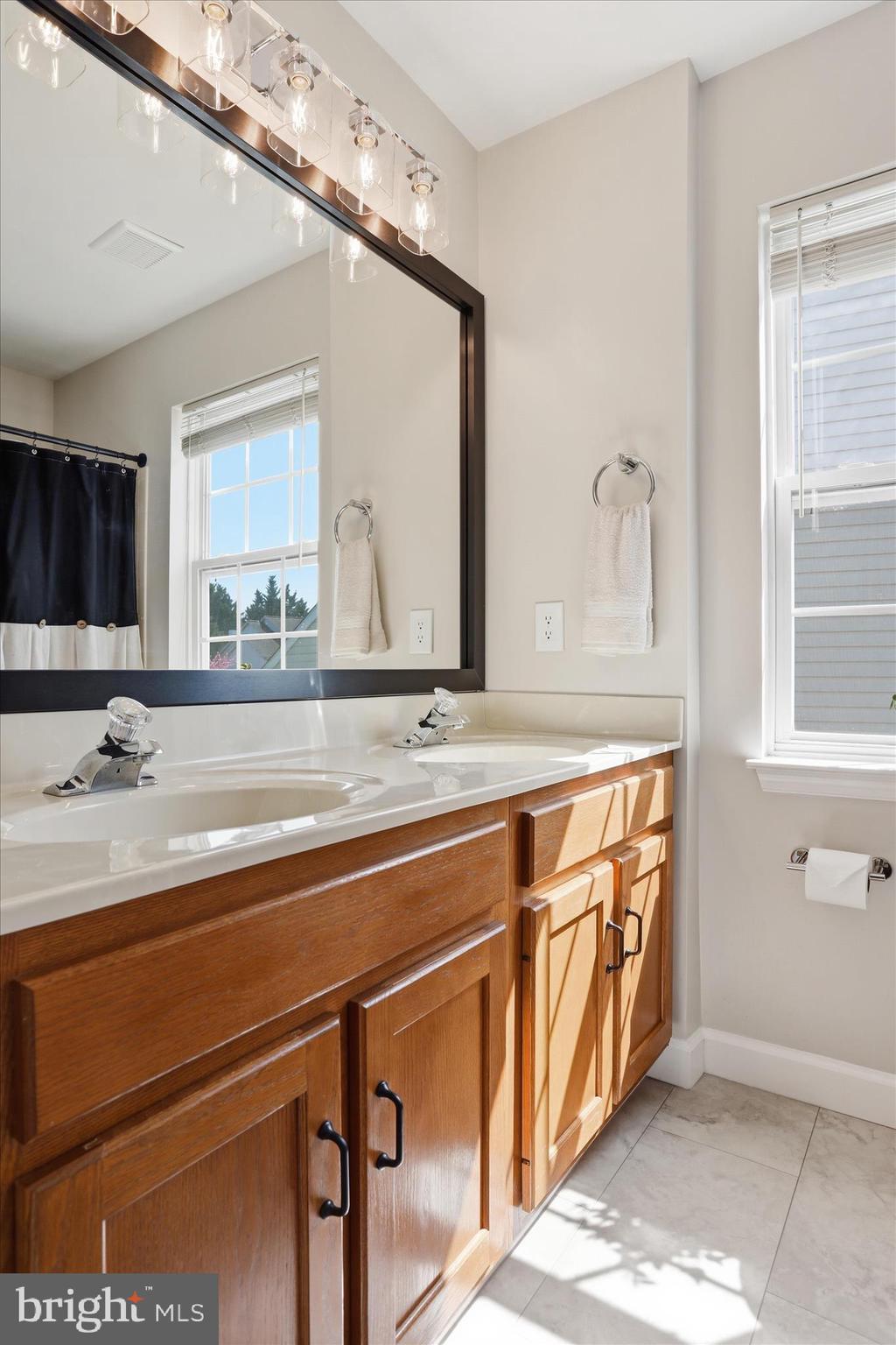 KINGSBROOK - Residential