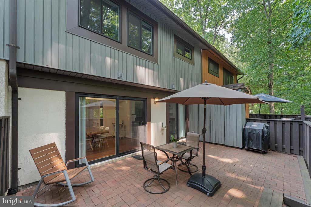 Photo of 2235 Wheelwright Court, RESTON, VA 20191 (MLS # VAFX2329152)