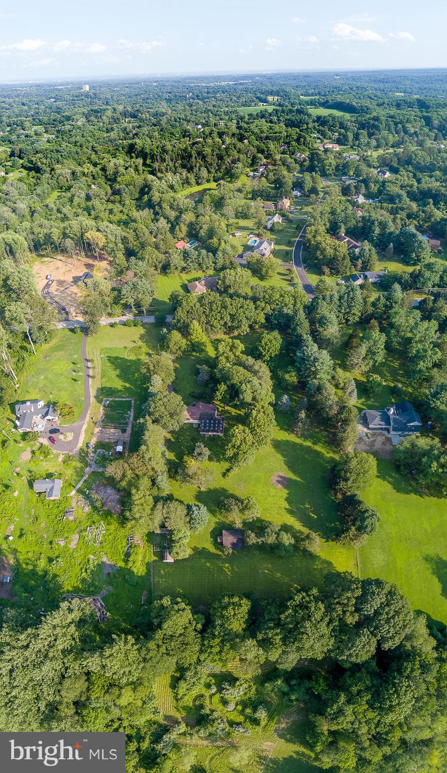 1285 GRADYVILLE ROAD