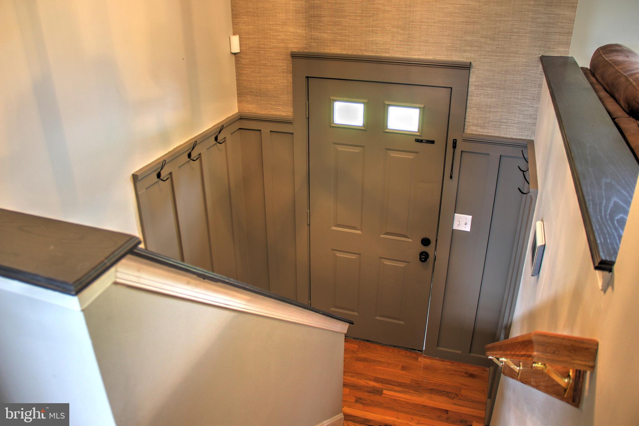 LONGVIEW BEACH - Residential