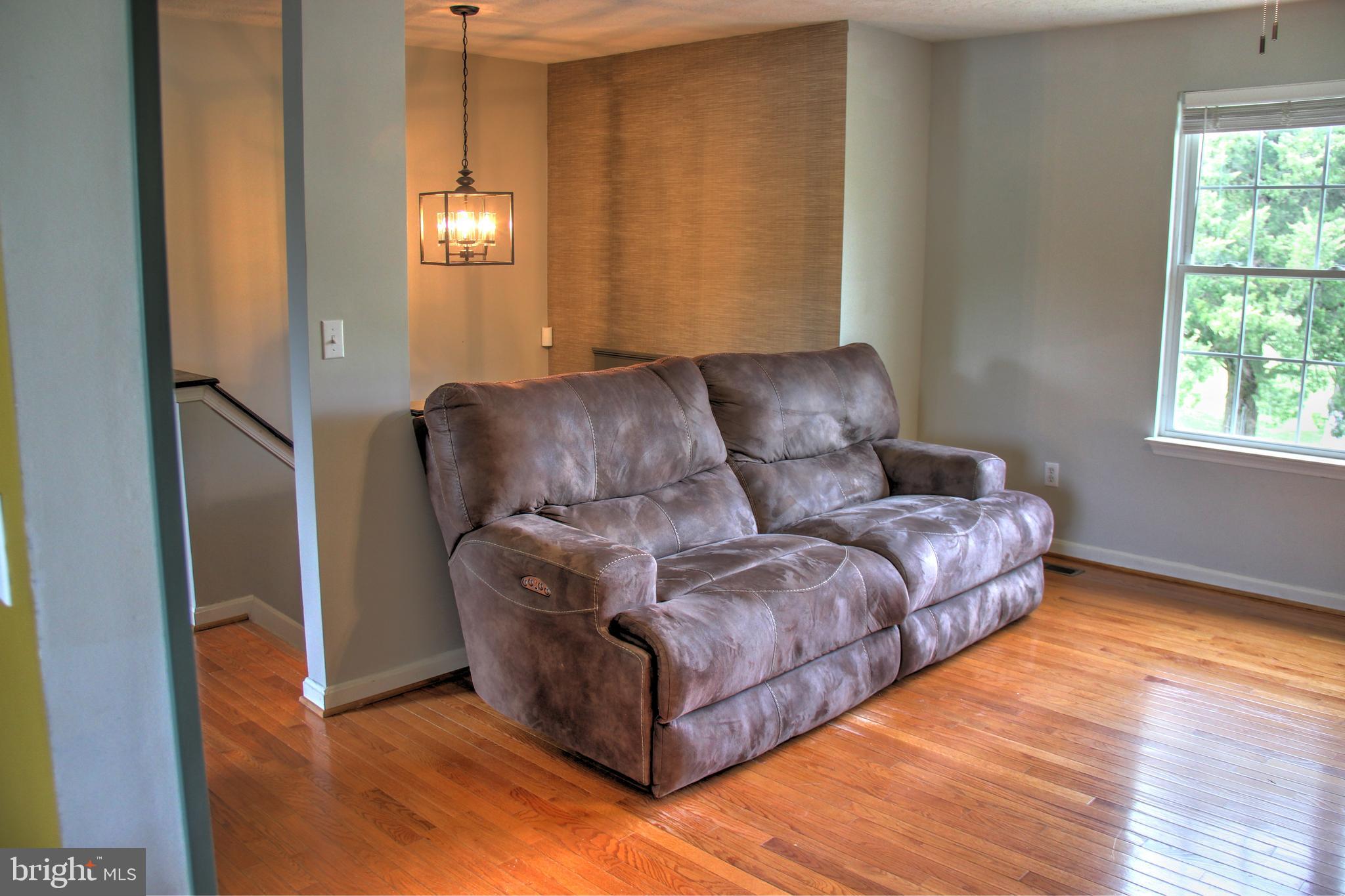 LONGVIEW BEACH - Residential