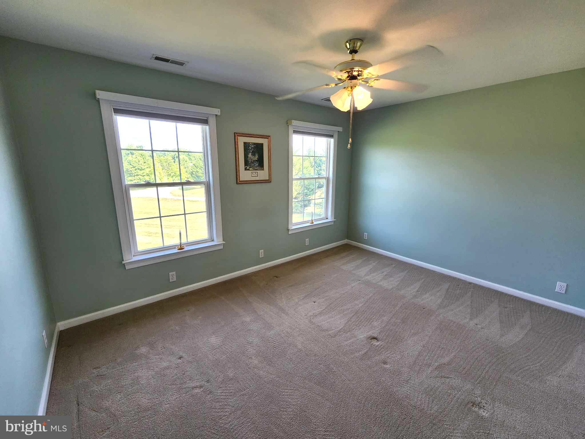 HOLDEN FARM - Residential