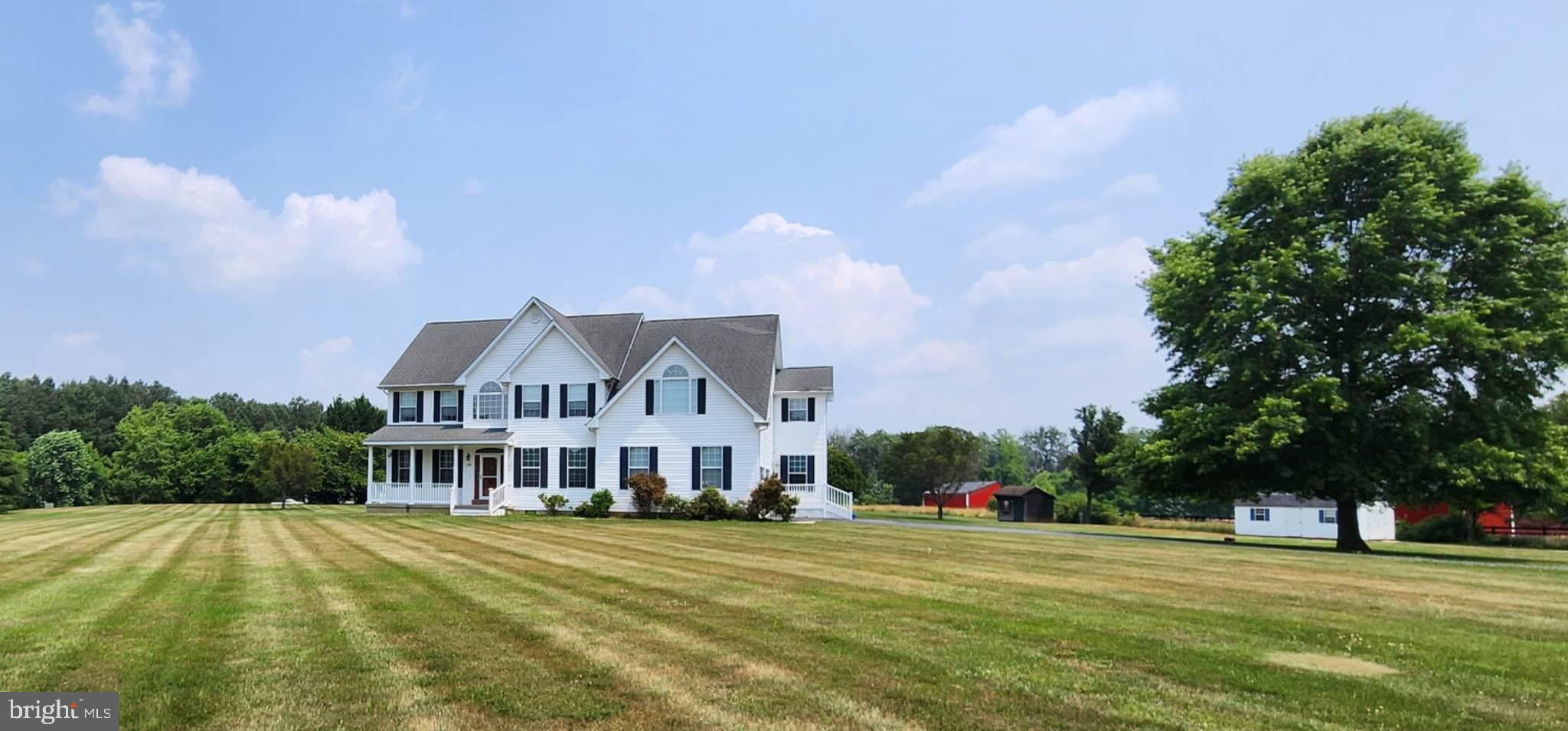 HOLDEN FARM - Residential