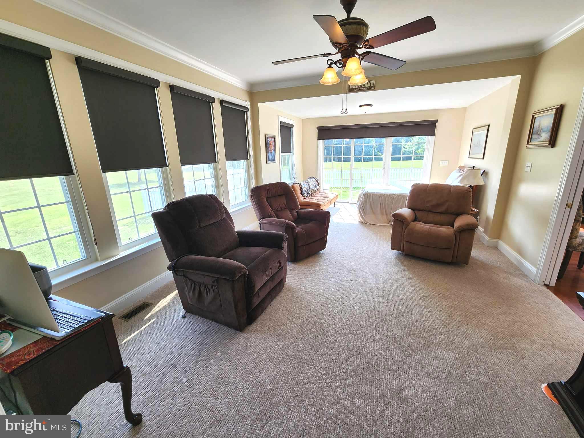 HOLDEN FARM - Residential