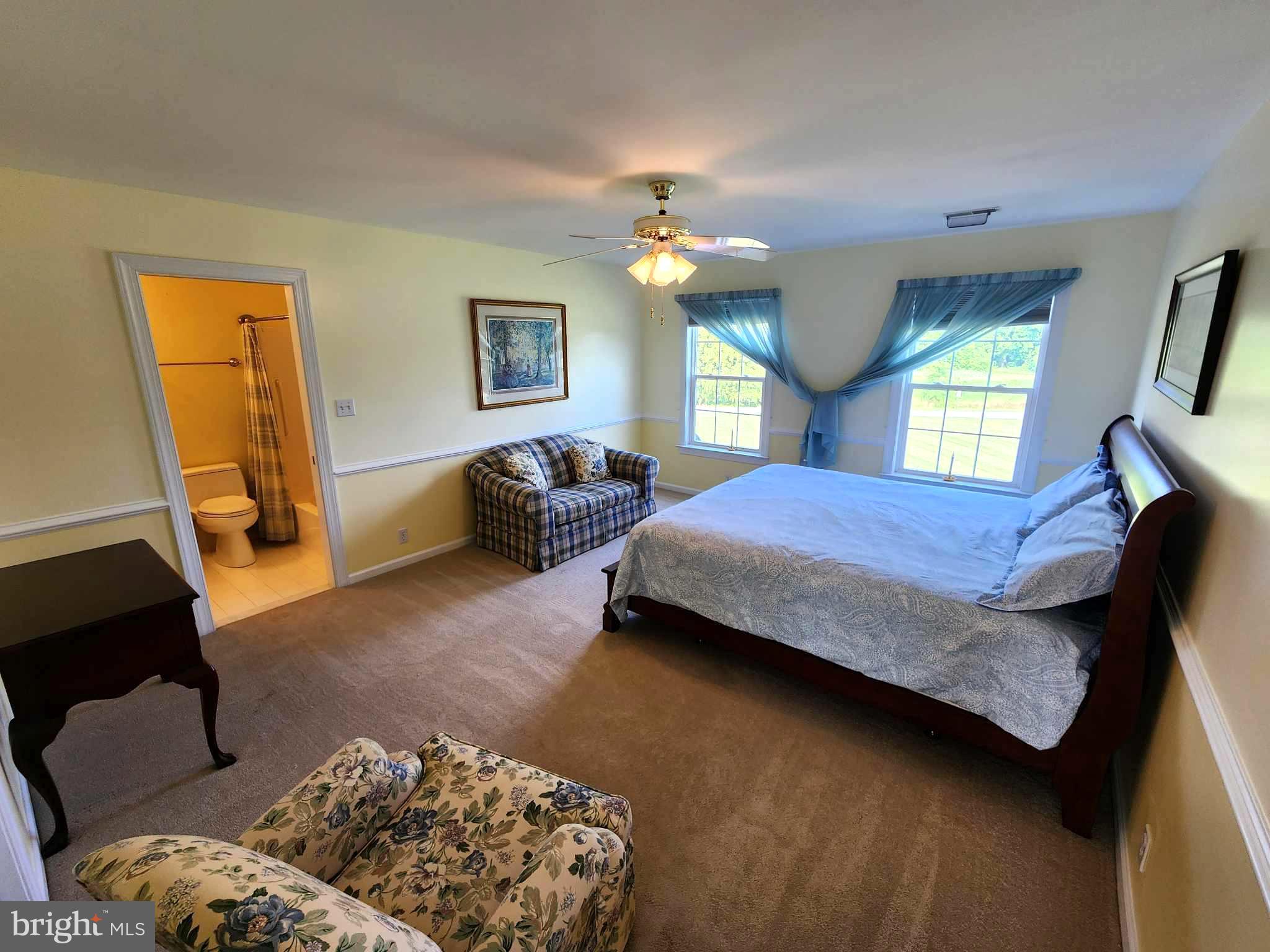 HOLDEN FARM - Residential