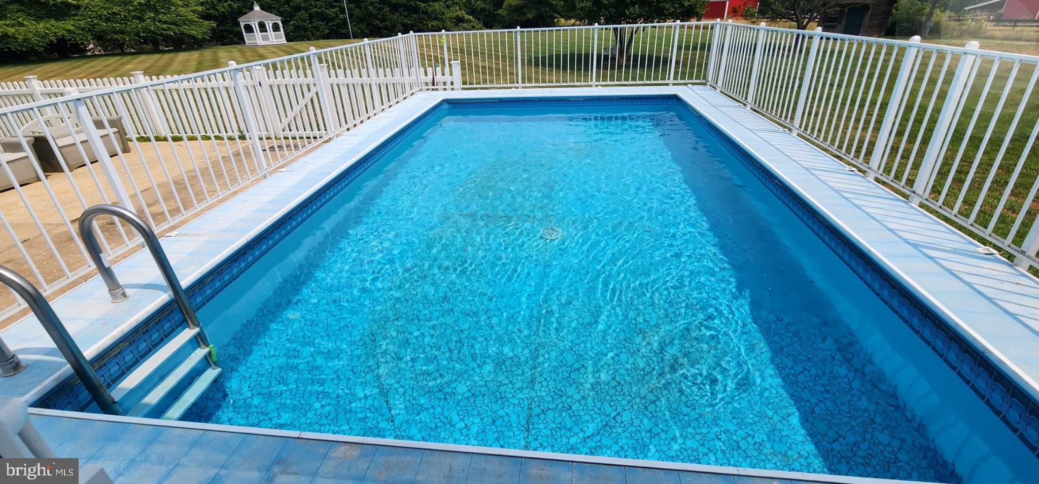 HOLDEN FARM - Residential