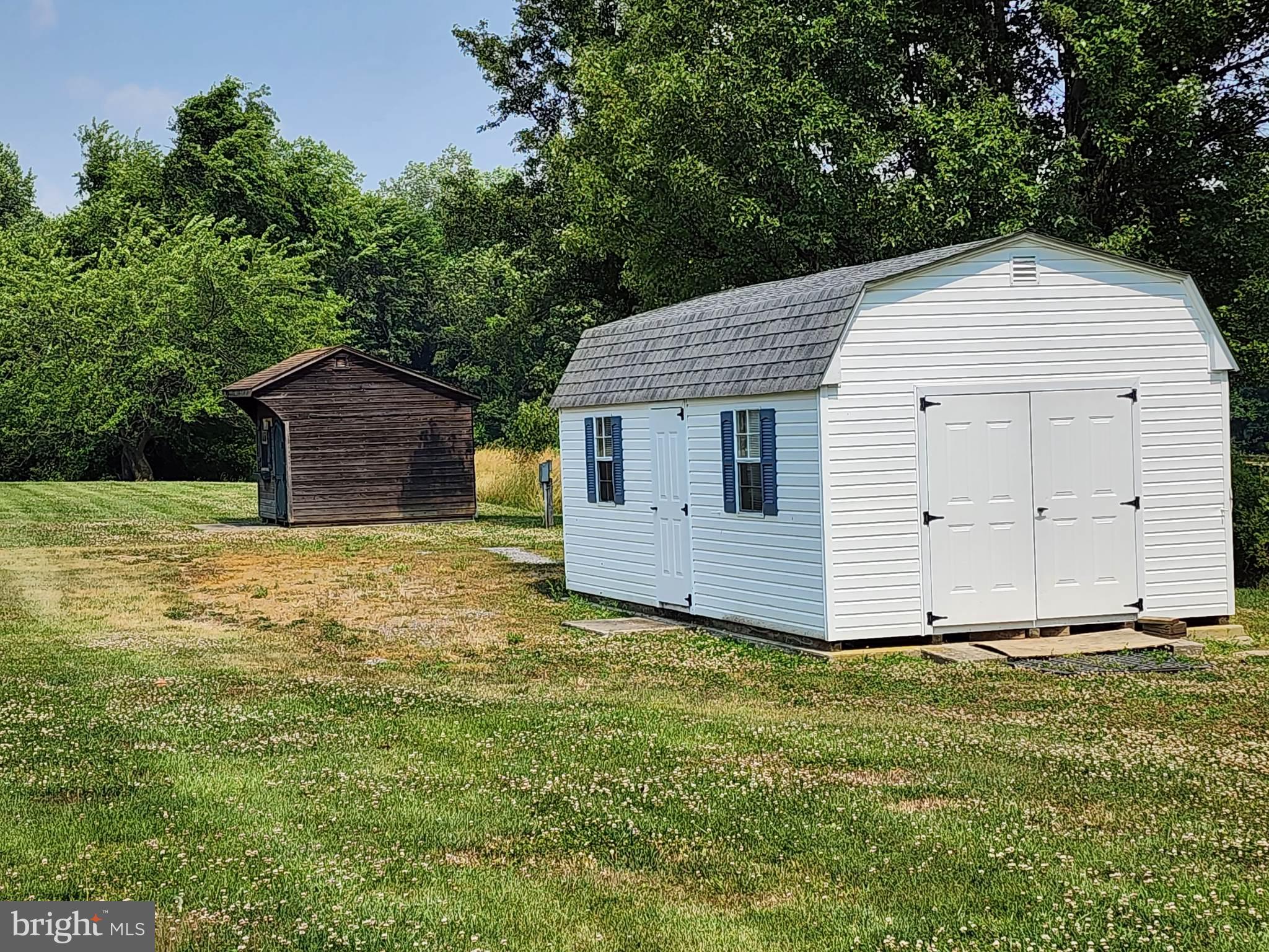 HOLDEN FARM - Residential