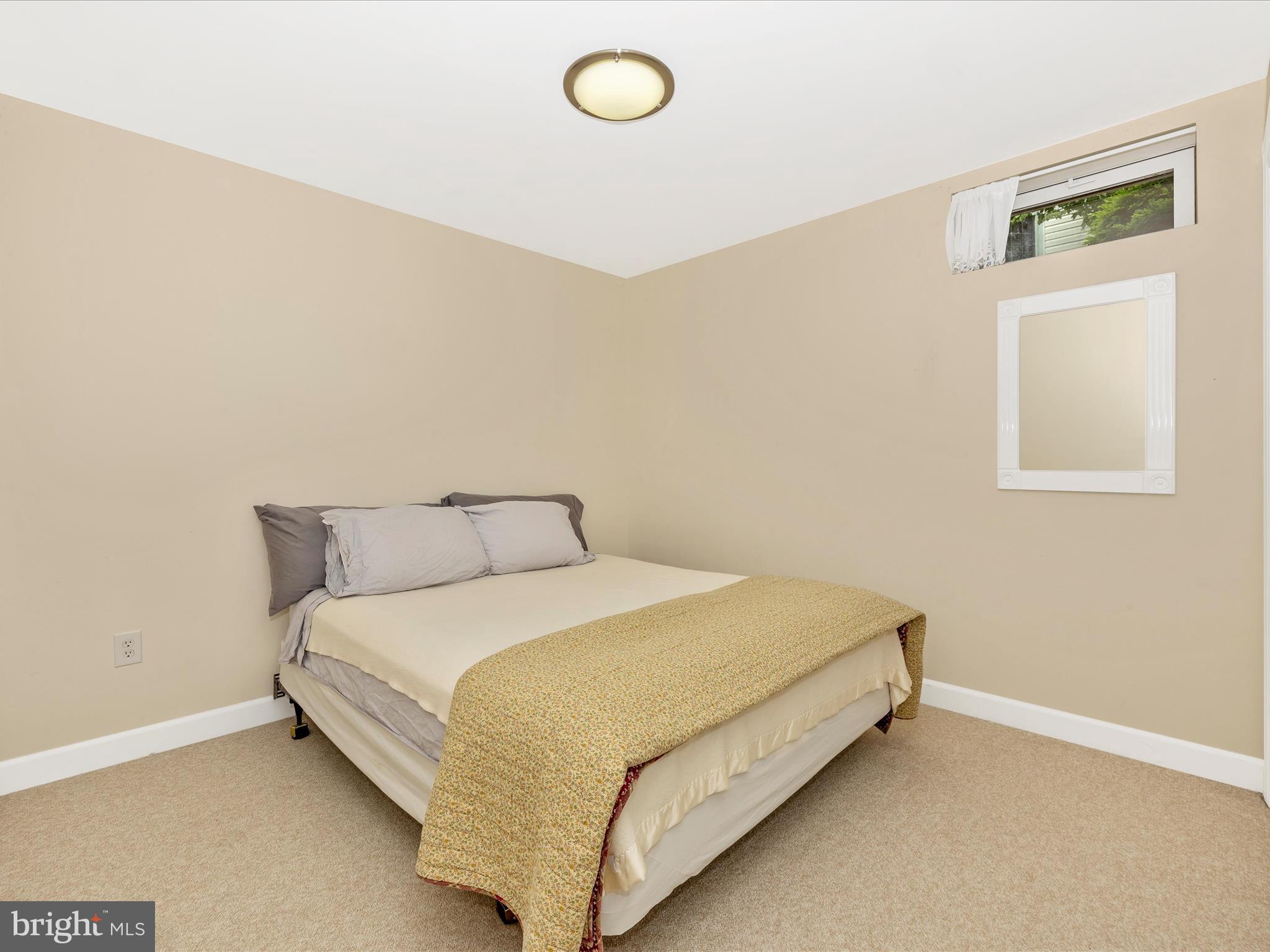 SPRING RIDGE - Residential