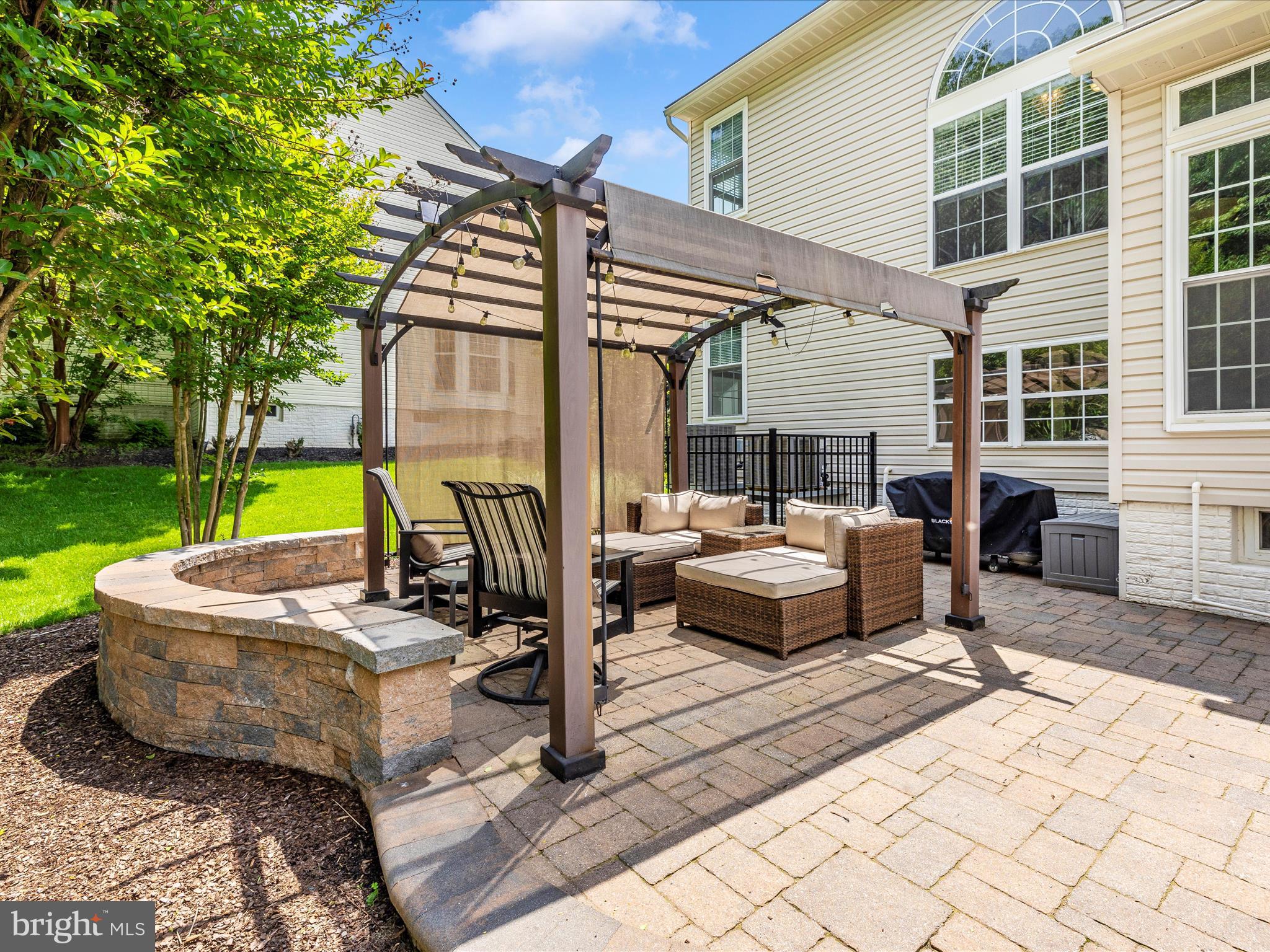 SPRING RIDGE - Residential