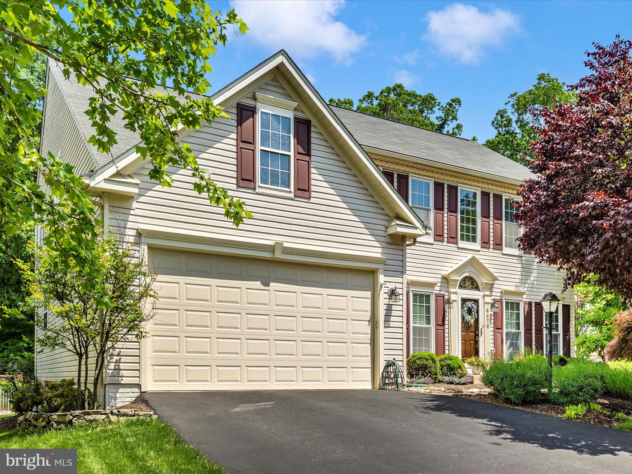 SPRING RIDGE - Residential