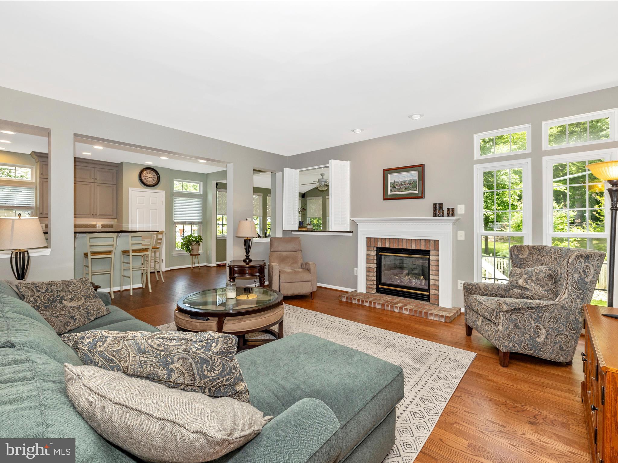 SPRING RIDGE - Residential