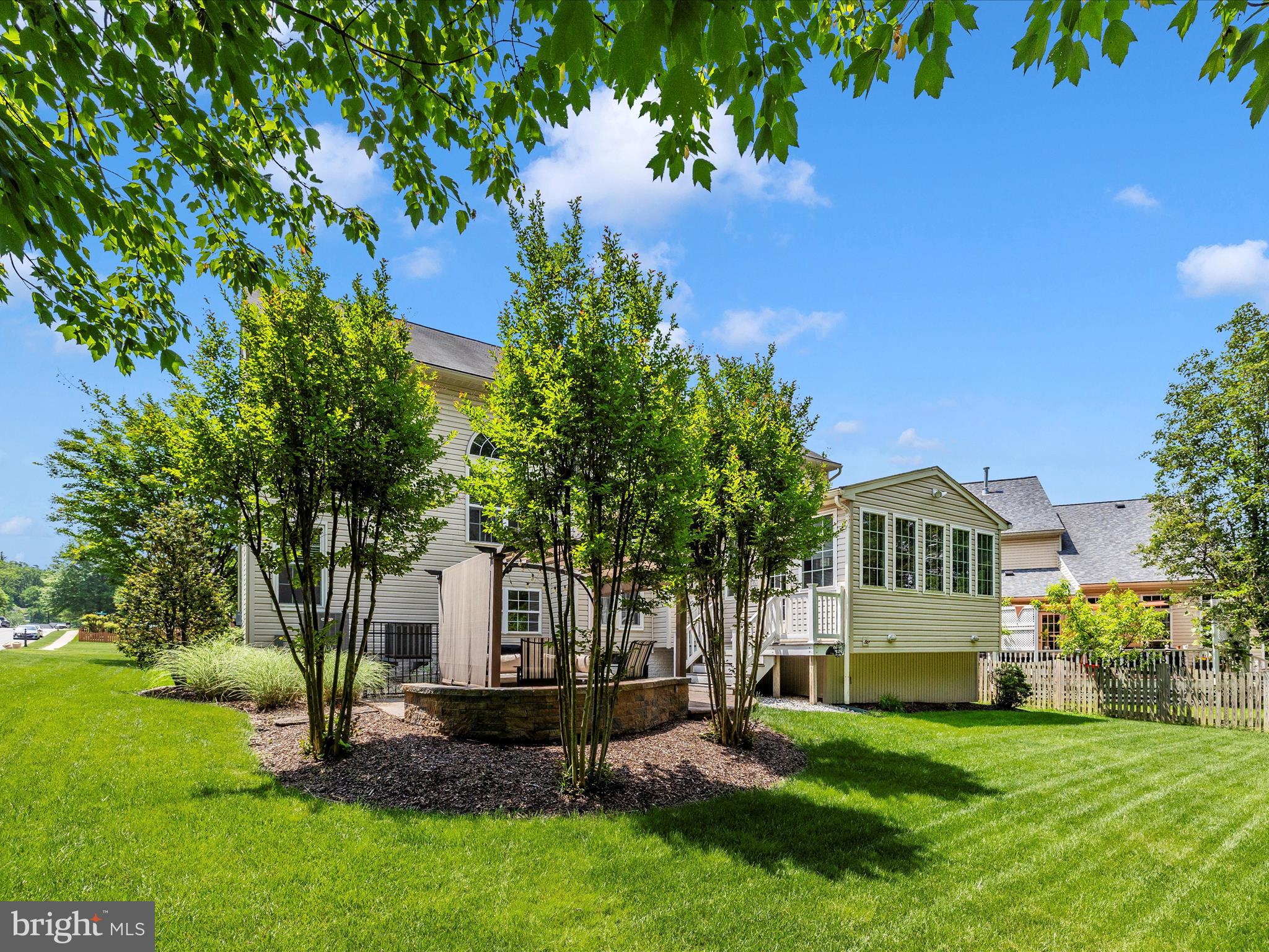 SPRING RIDGE - Residential