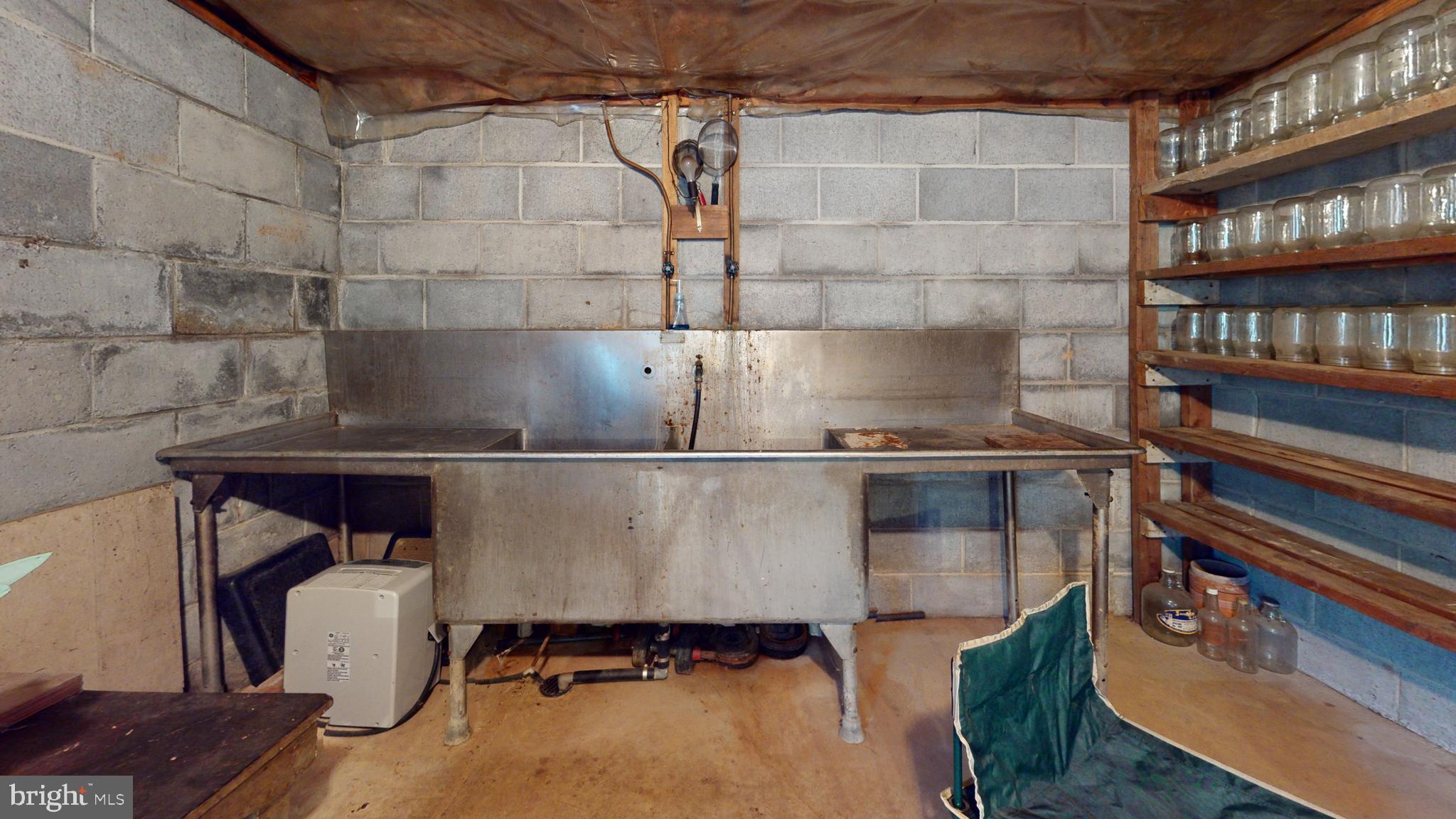 POOR FARM - Residential