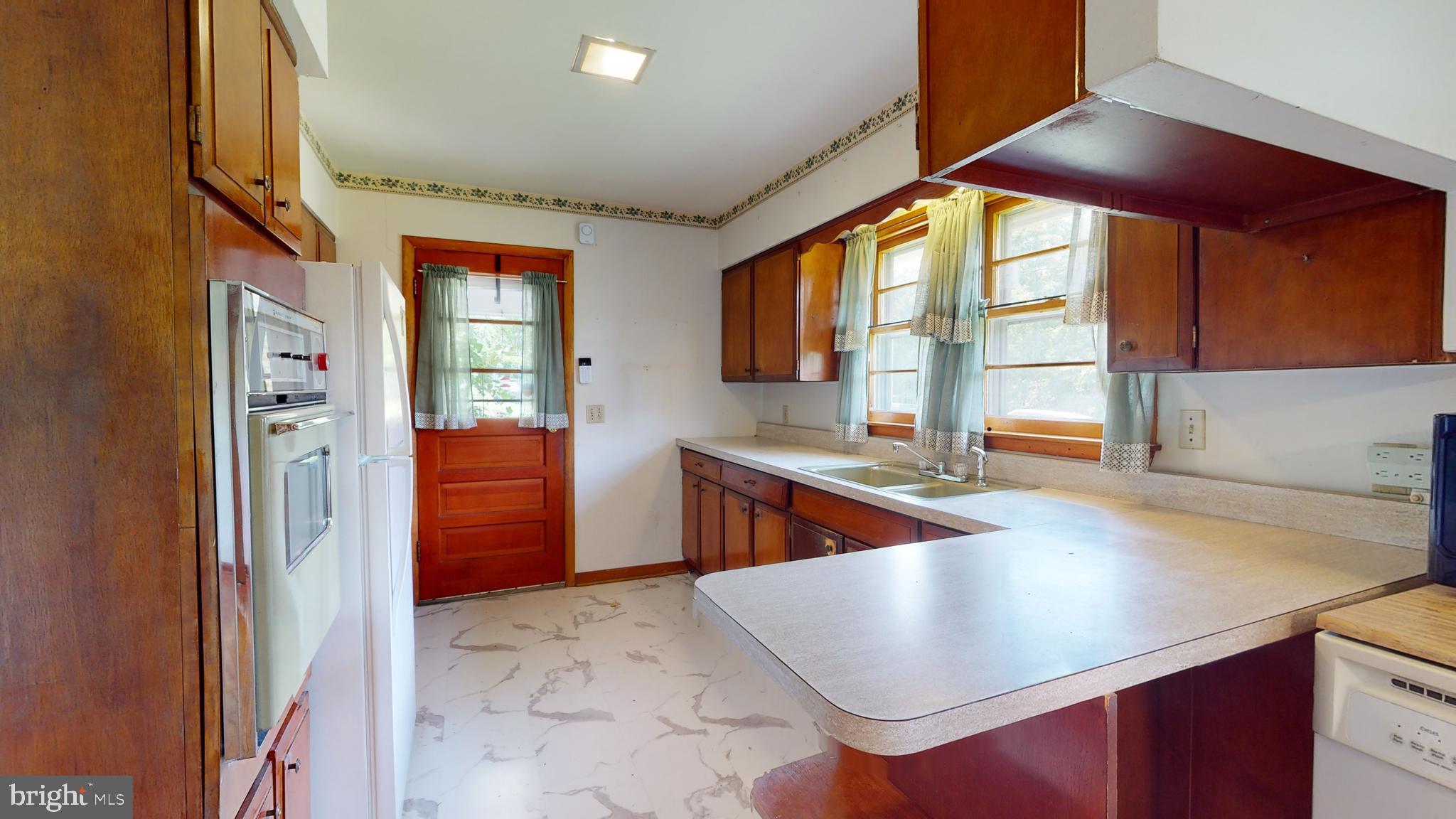 POOR FARM - Residential