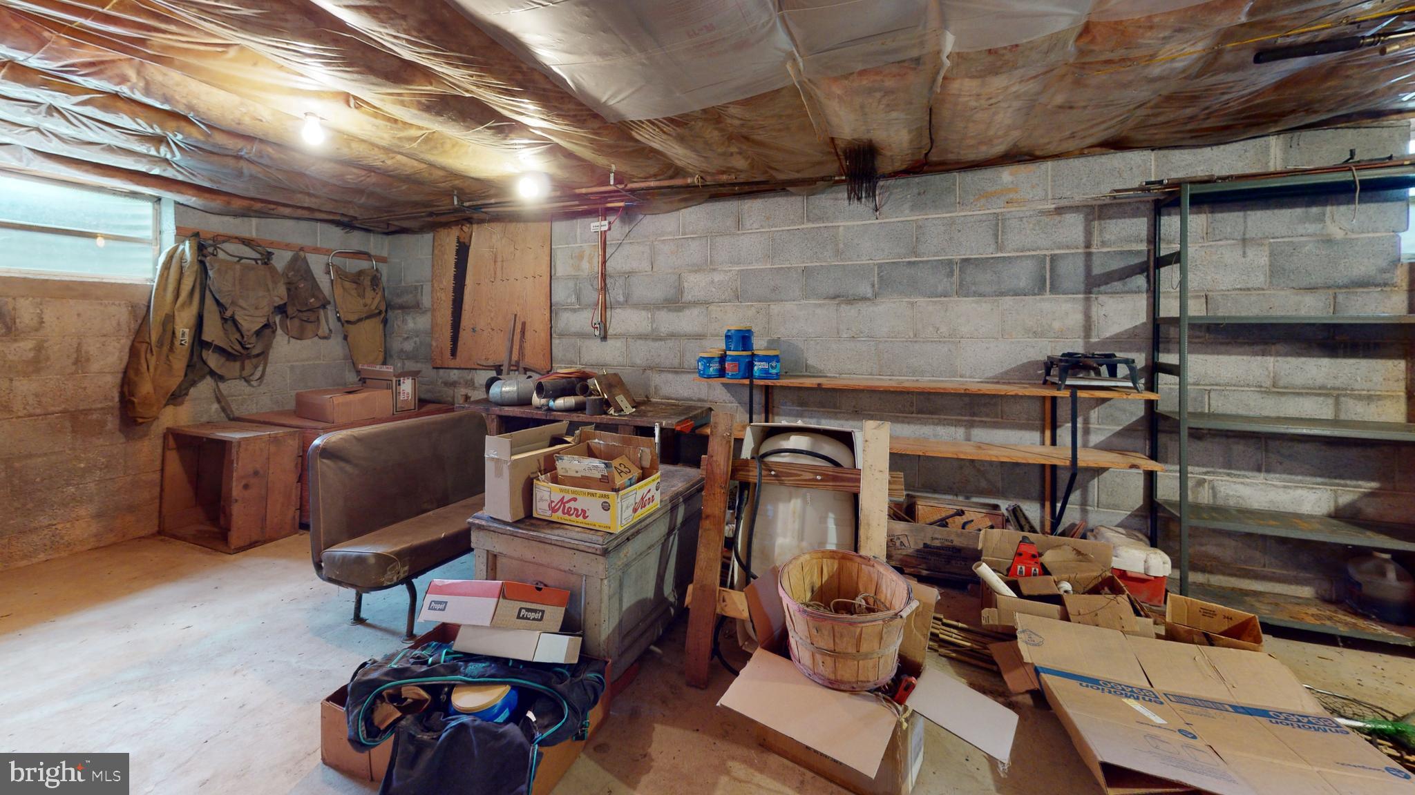 POOR FARM - Residential