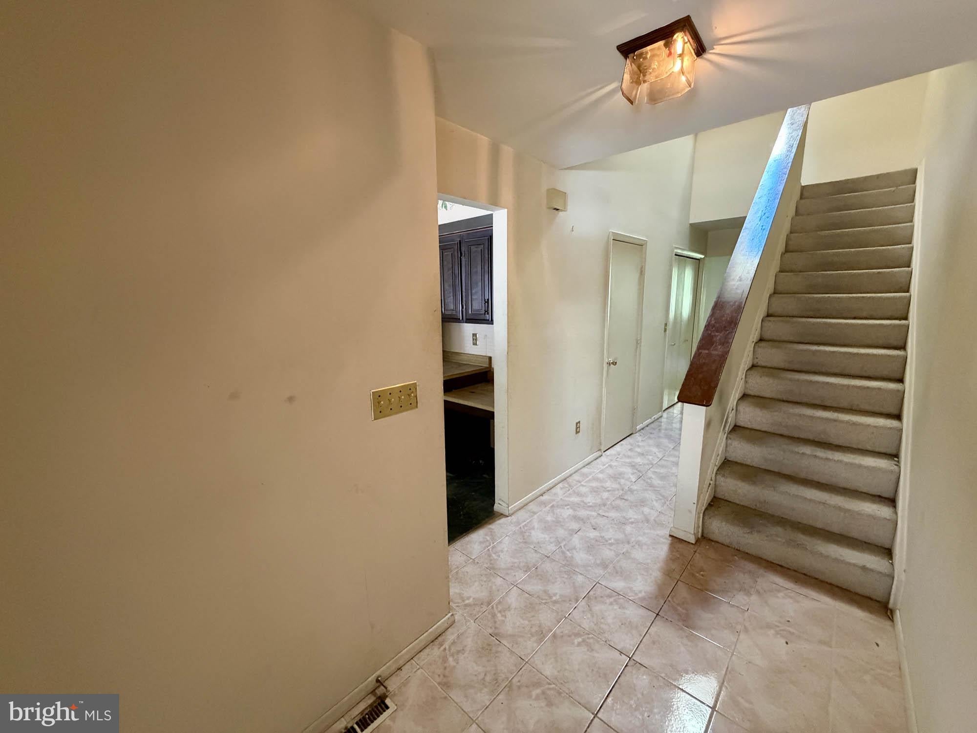 2249 CHAPEL VALLEY LANE