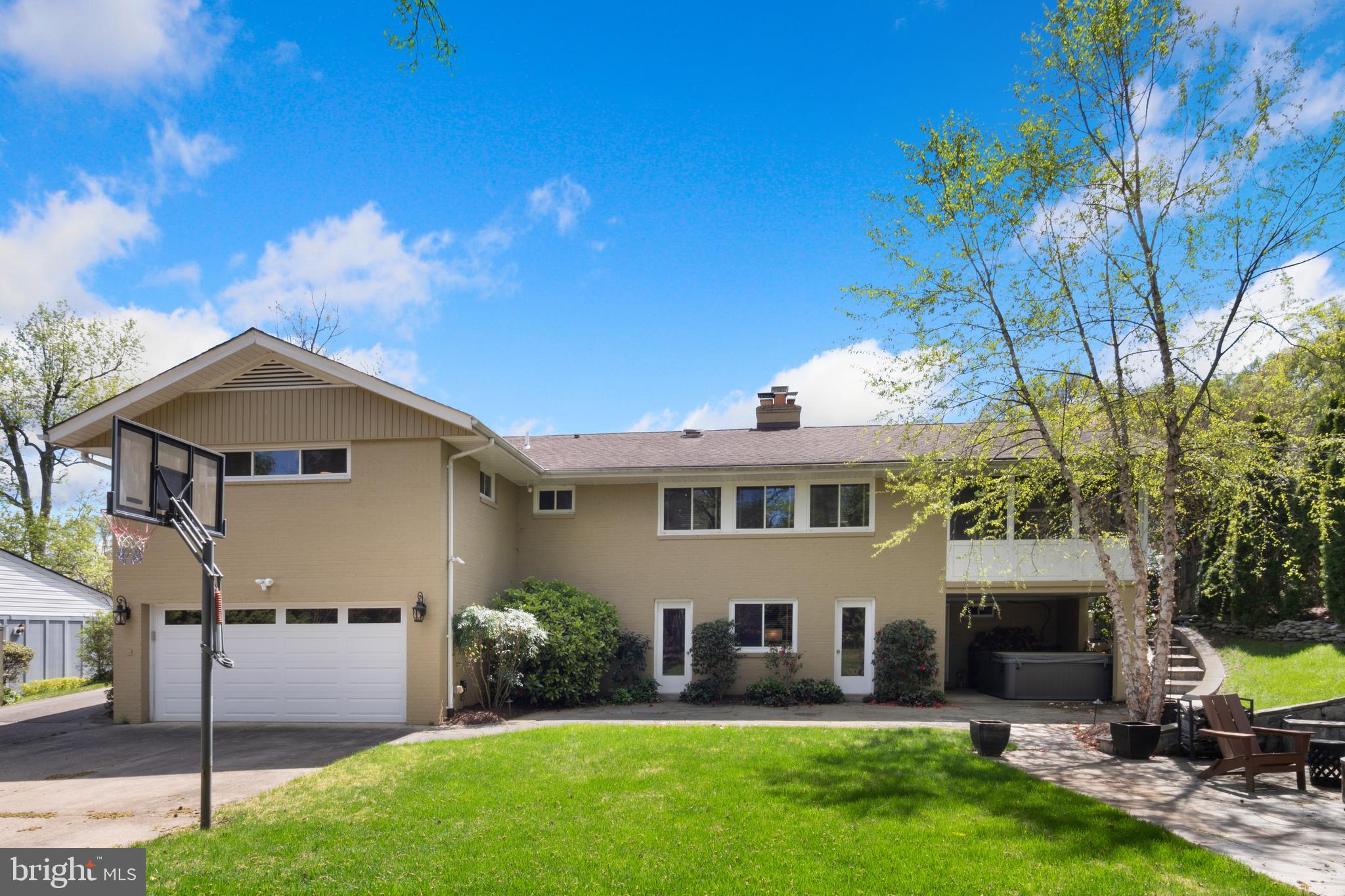 WESTGROVE - Residential Lease