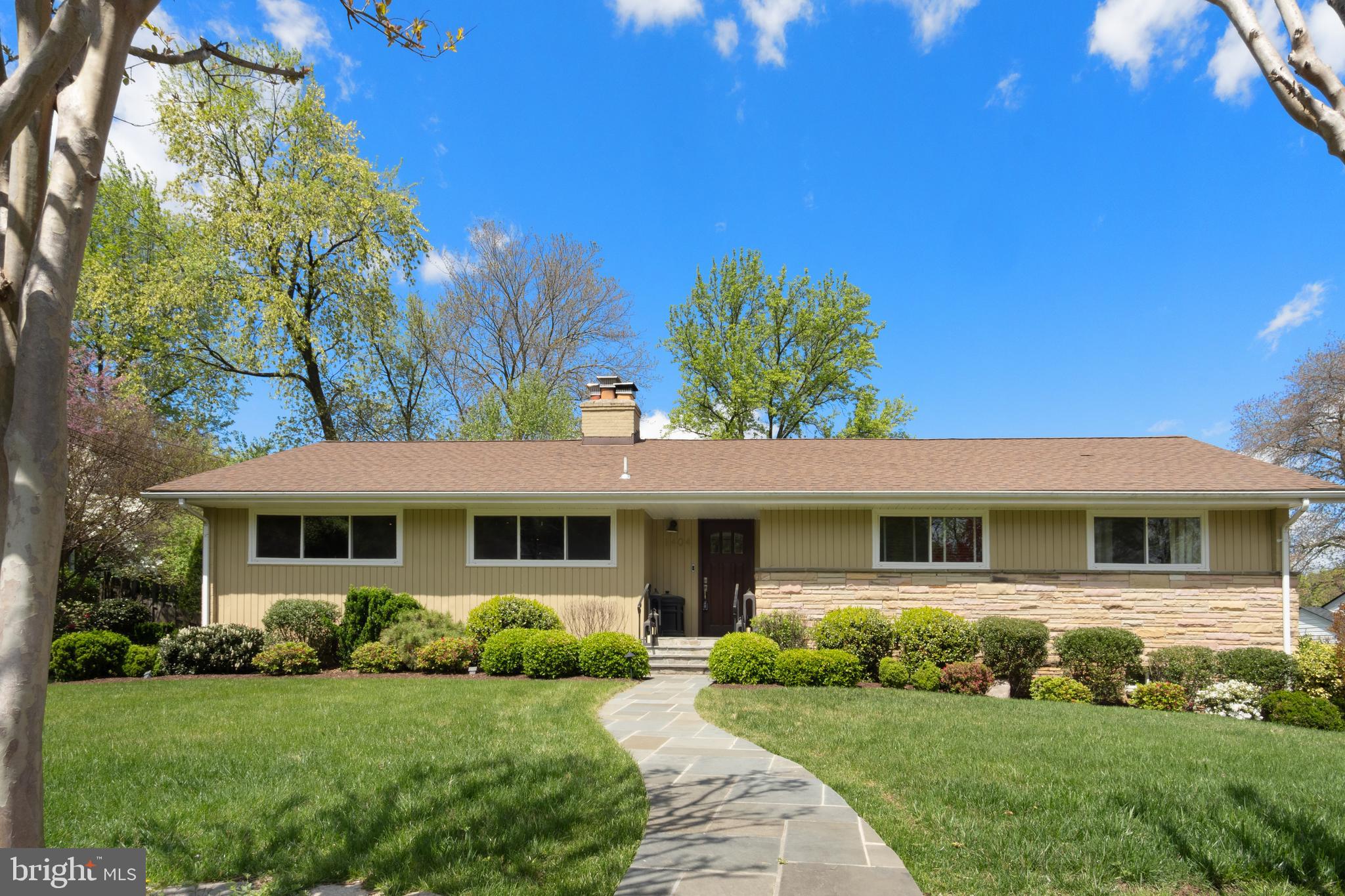 WESTGROVE - Residential Lease